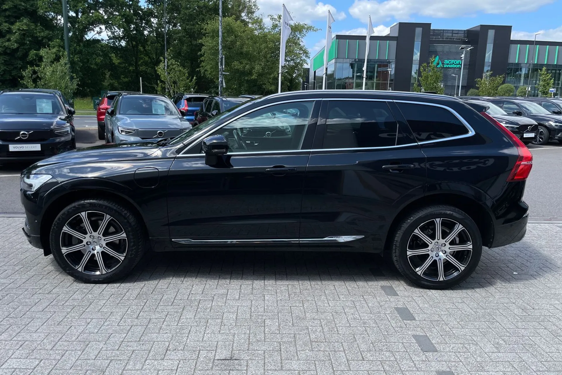 Volvo XC60 thumbnail image number 10