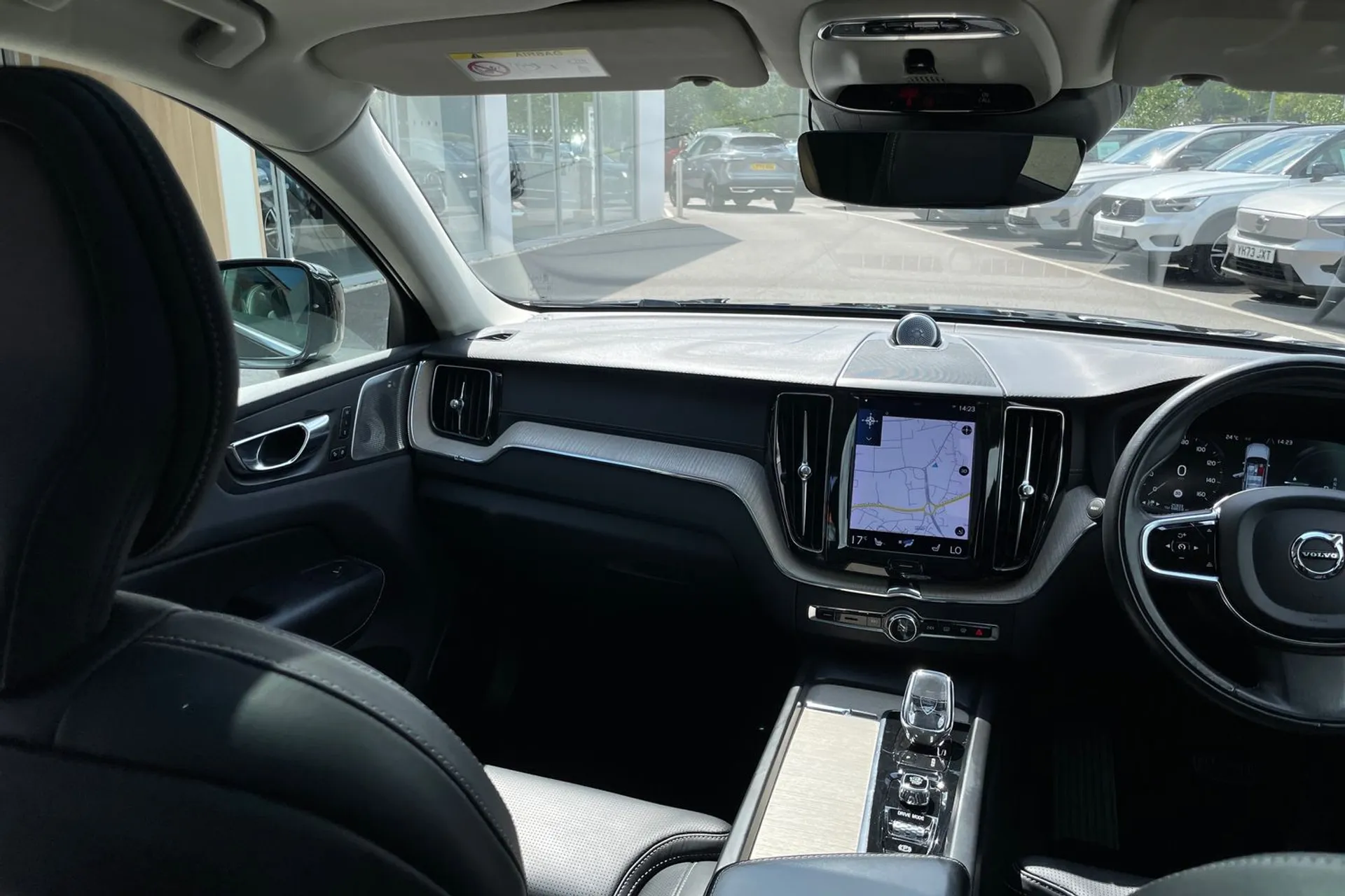 Volvo XC60 thumbnail image number 31