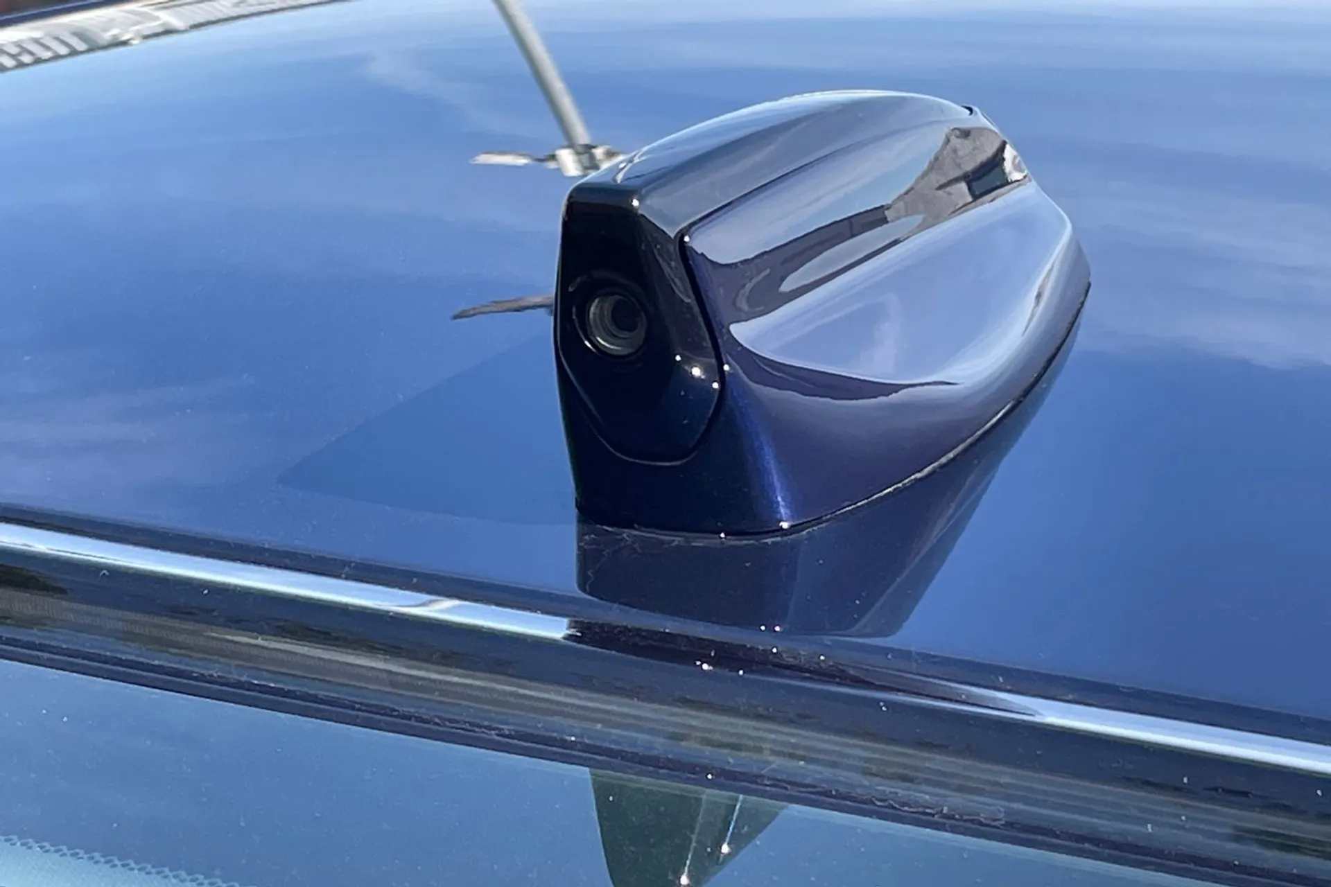 Jaguar XE thumbnail image number 17