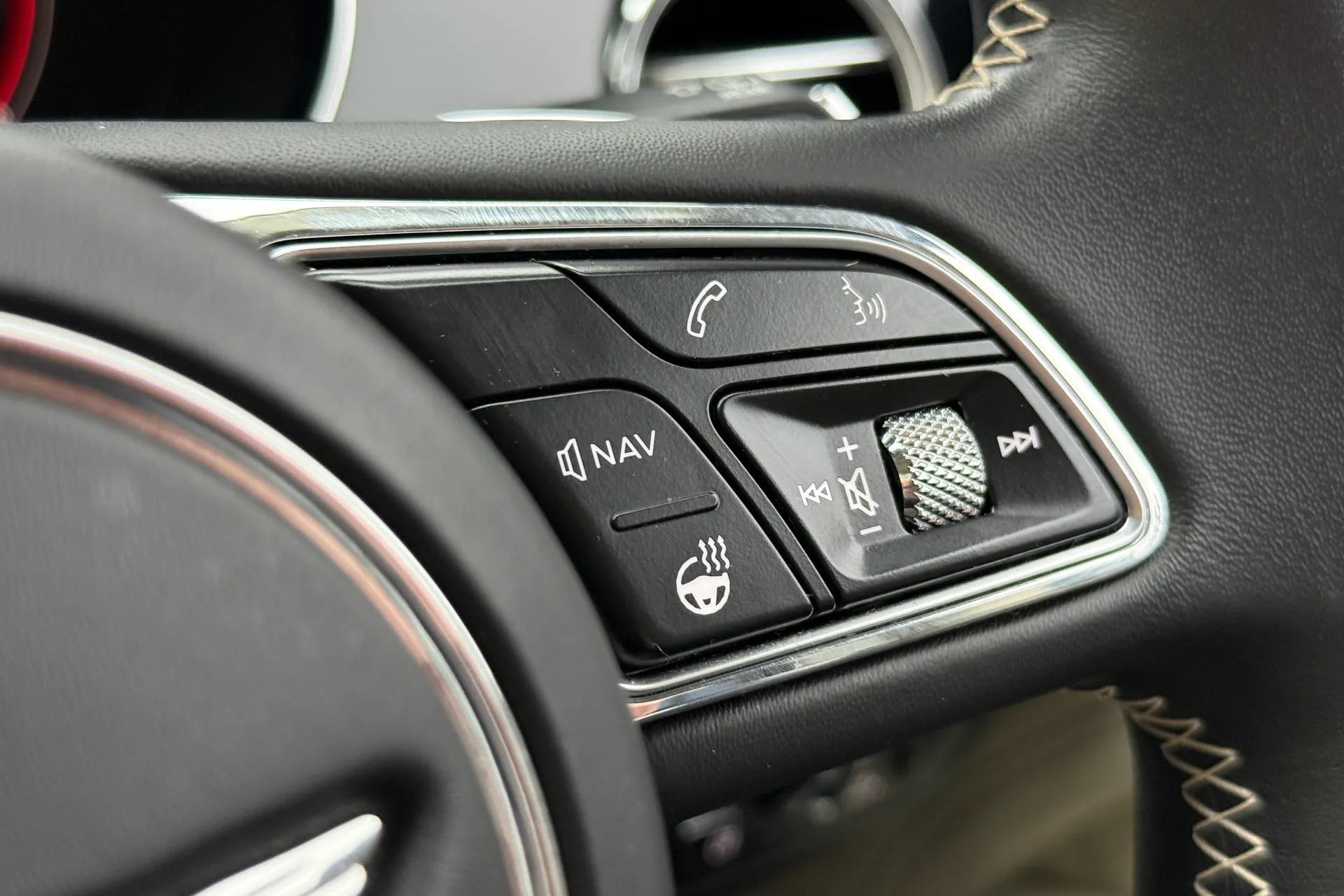 Bentley BENTAYGA thumbnail image number 43