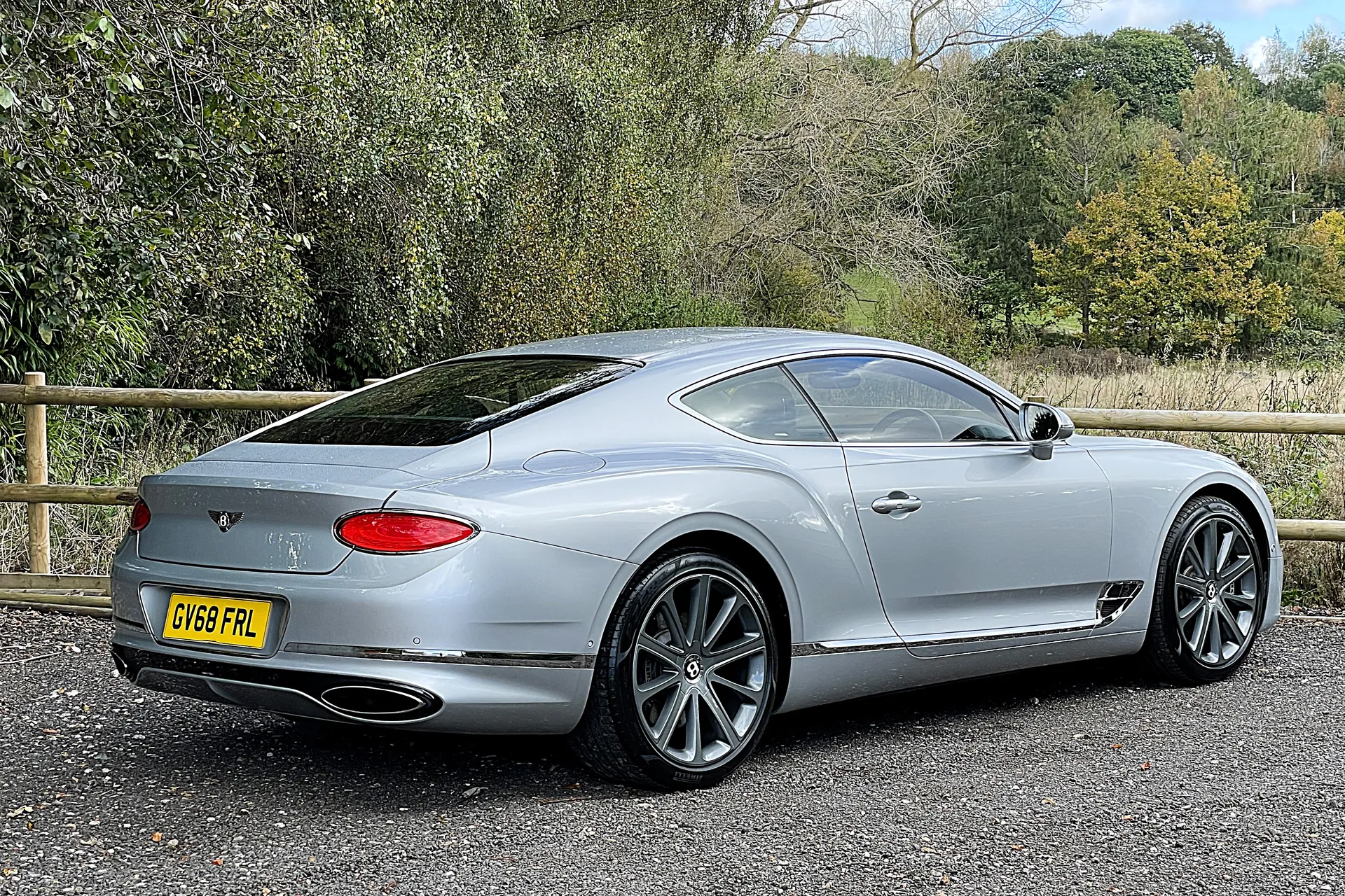 Bentley CONTINENTAL GT thumbnail image number 7