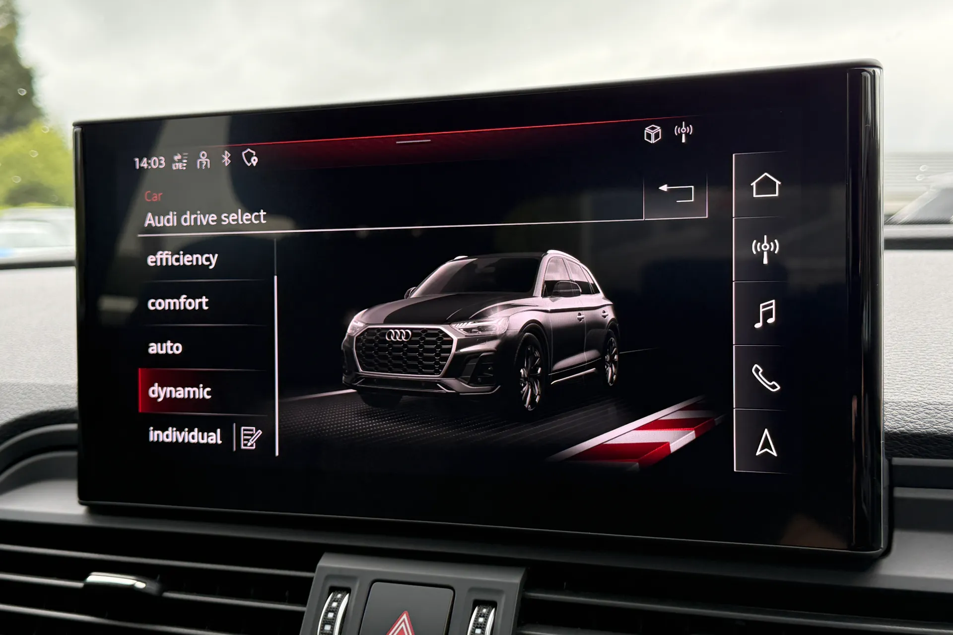 Audi Q5 thumbnail image number 14