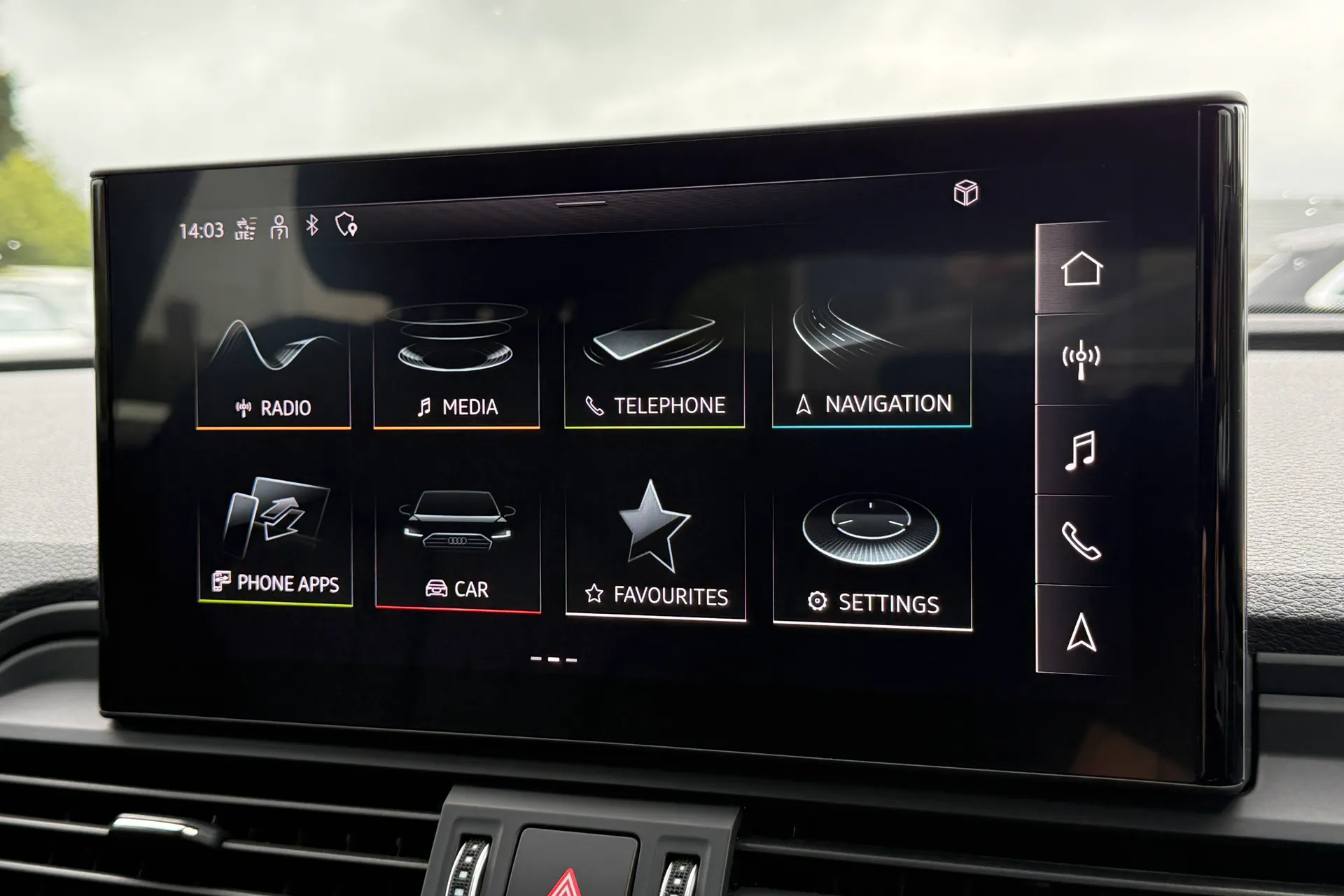 Audi Q5 thumbnail image number 18
