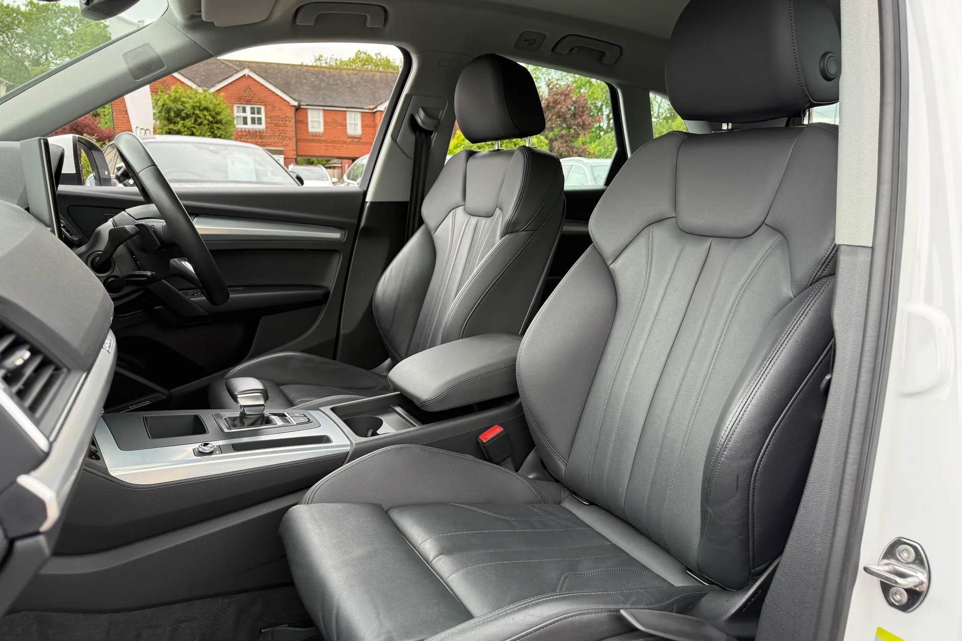 Audi Q5 thumbnail image number 34