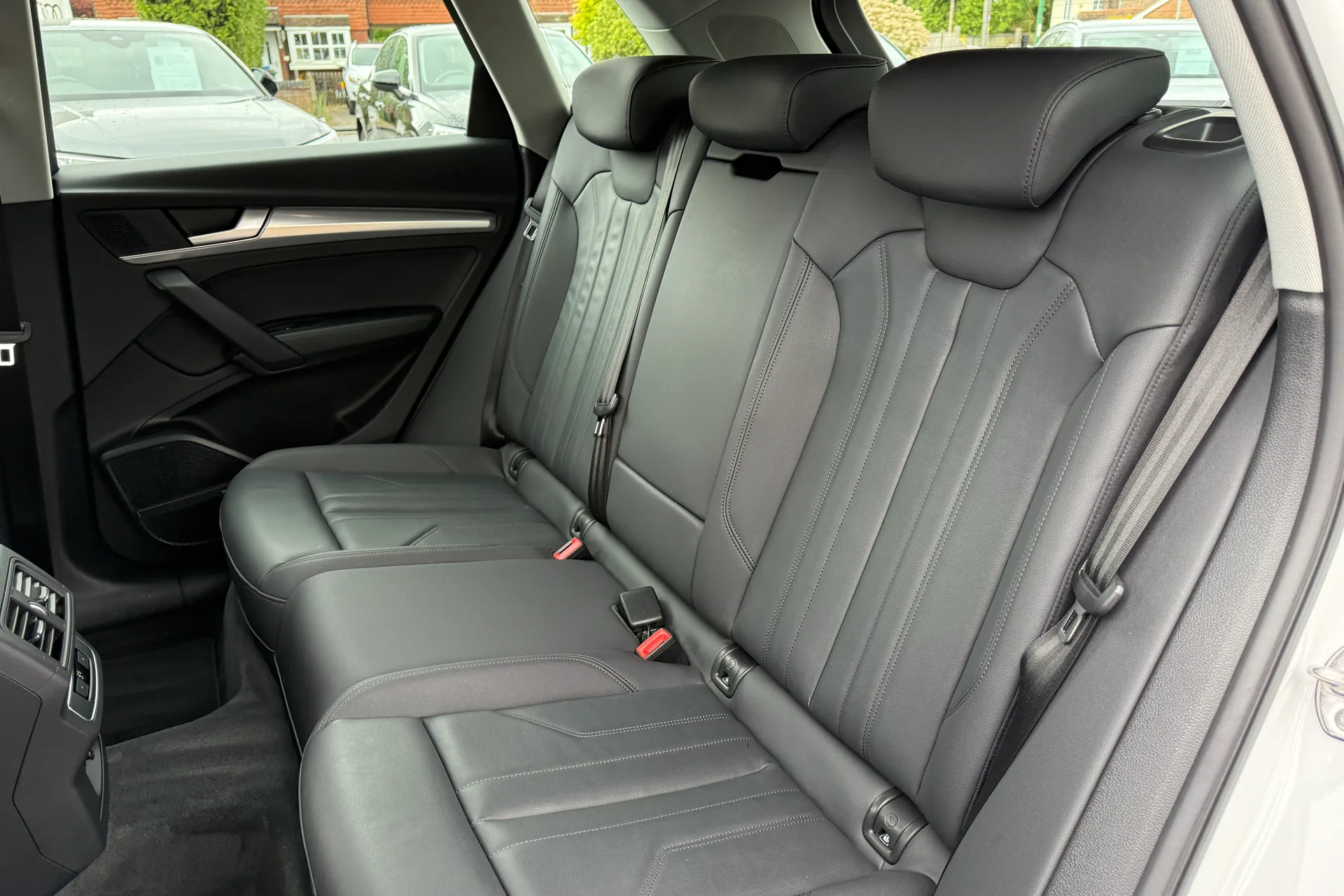 Audi Q5 thumbnail image number 47