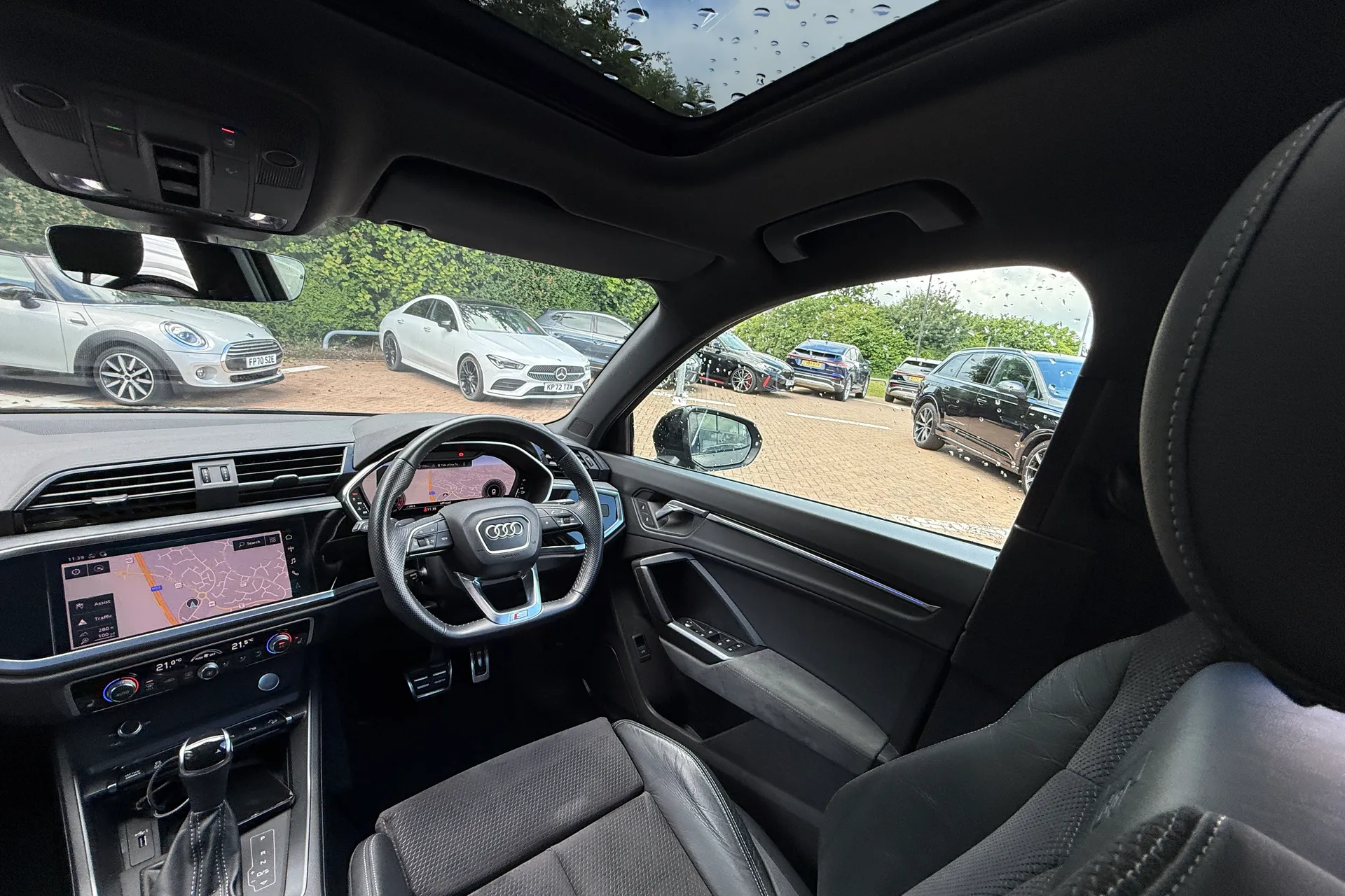 Audi Q3 thumbnail image number 42