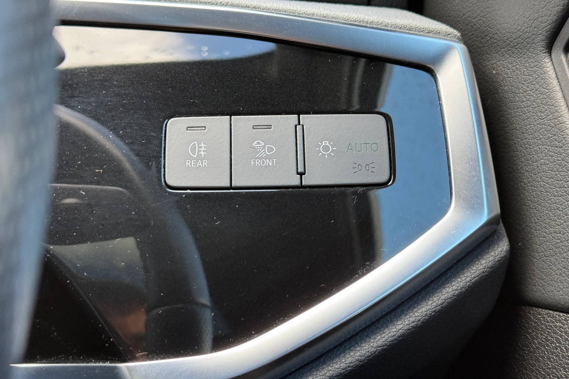 Audi Q3 thumbnail image number 19