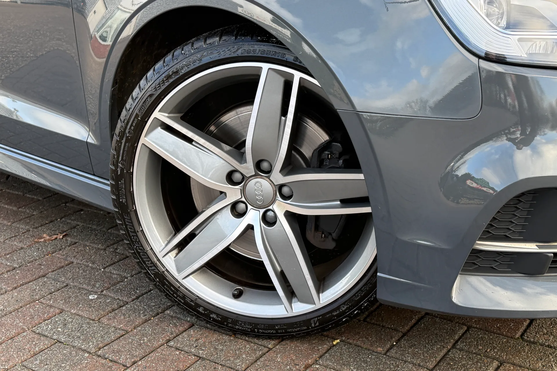 Audi A3 thumbnail image number 7