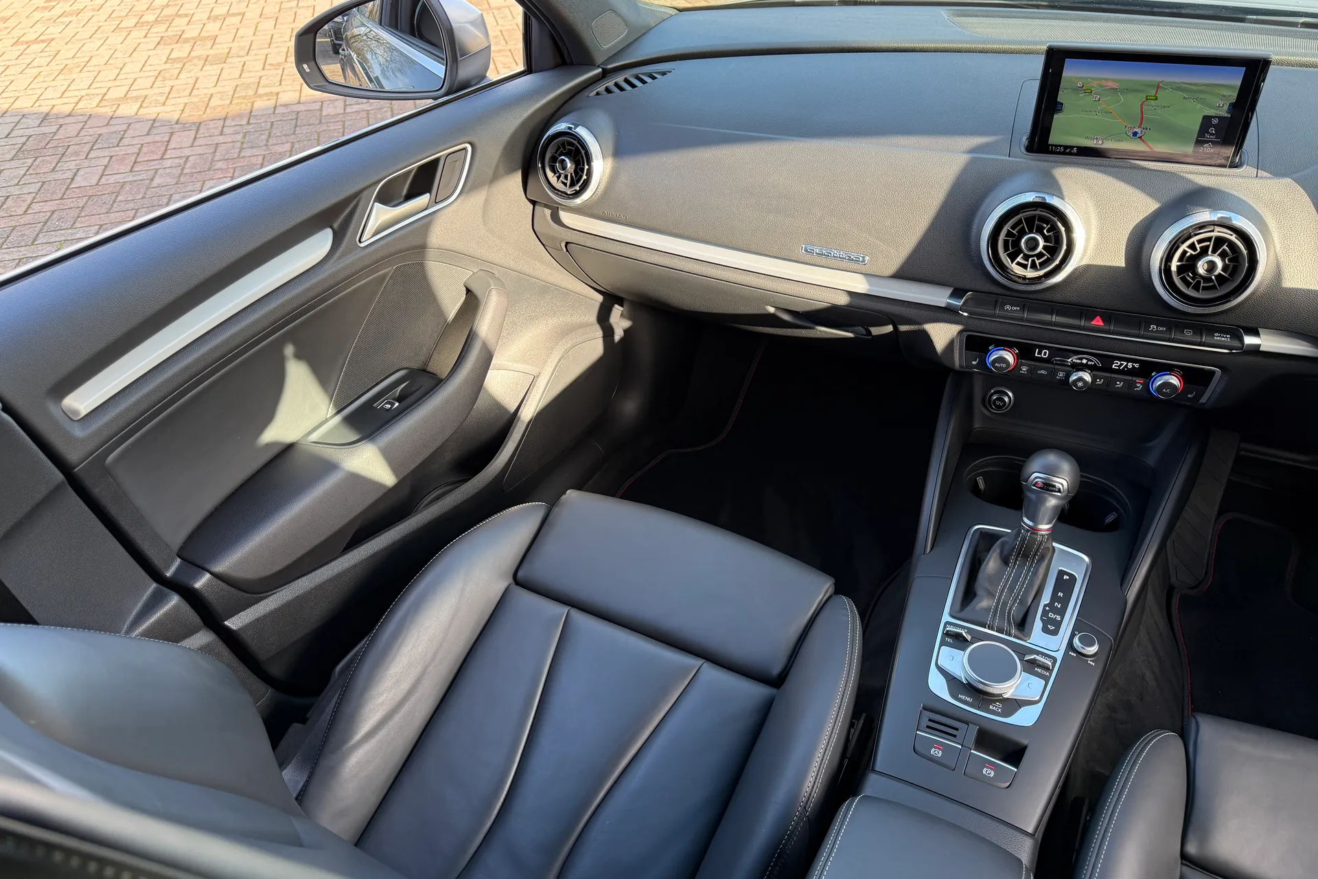 Audi A3 thumbnail image number 33