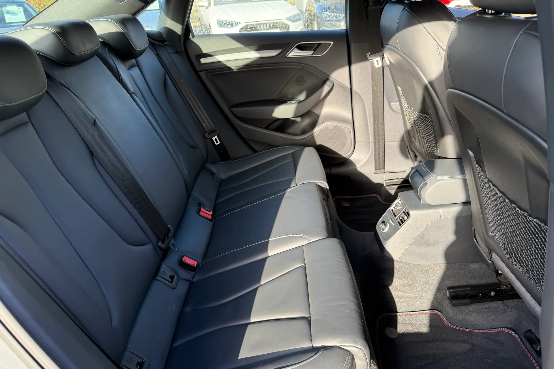 Audi A3 thumbnail image number 39