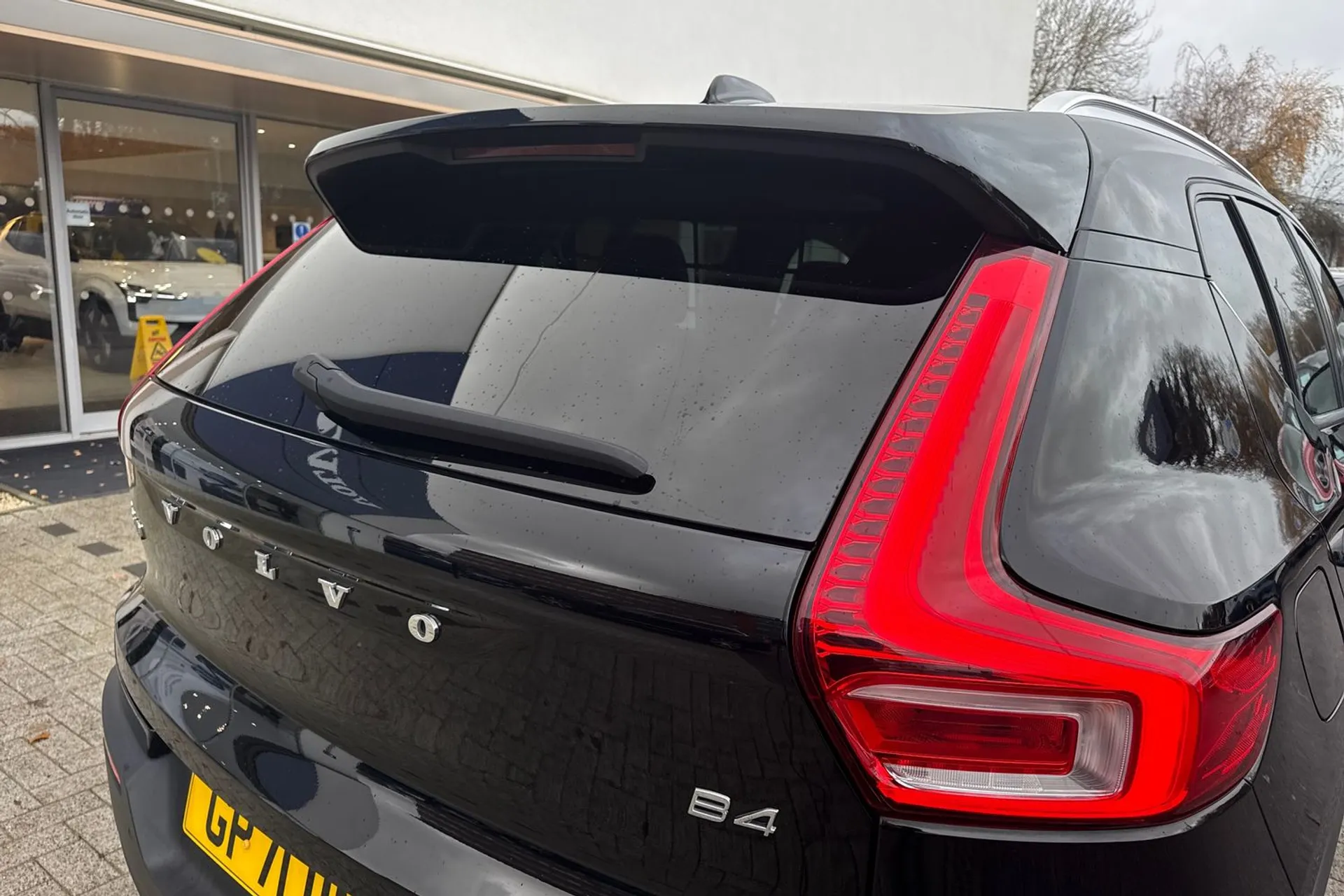 Volvo XC40 thumbnail image number 16