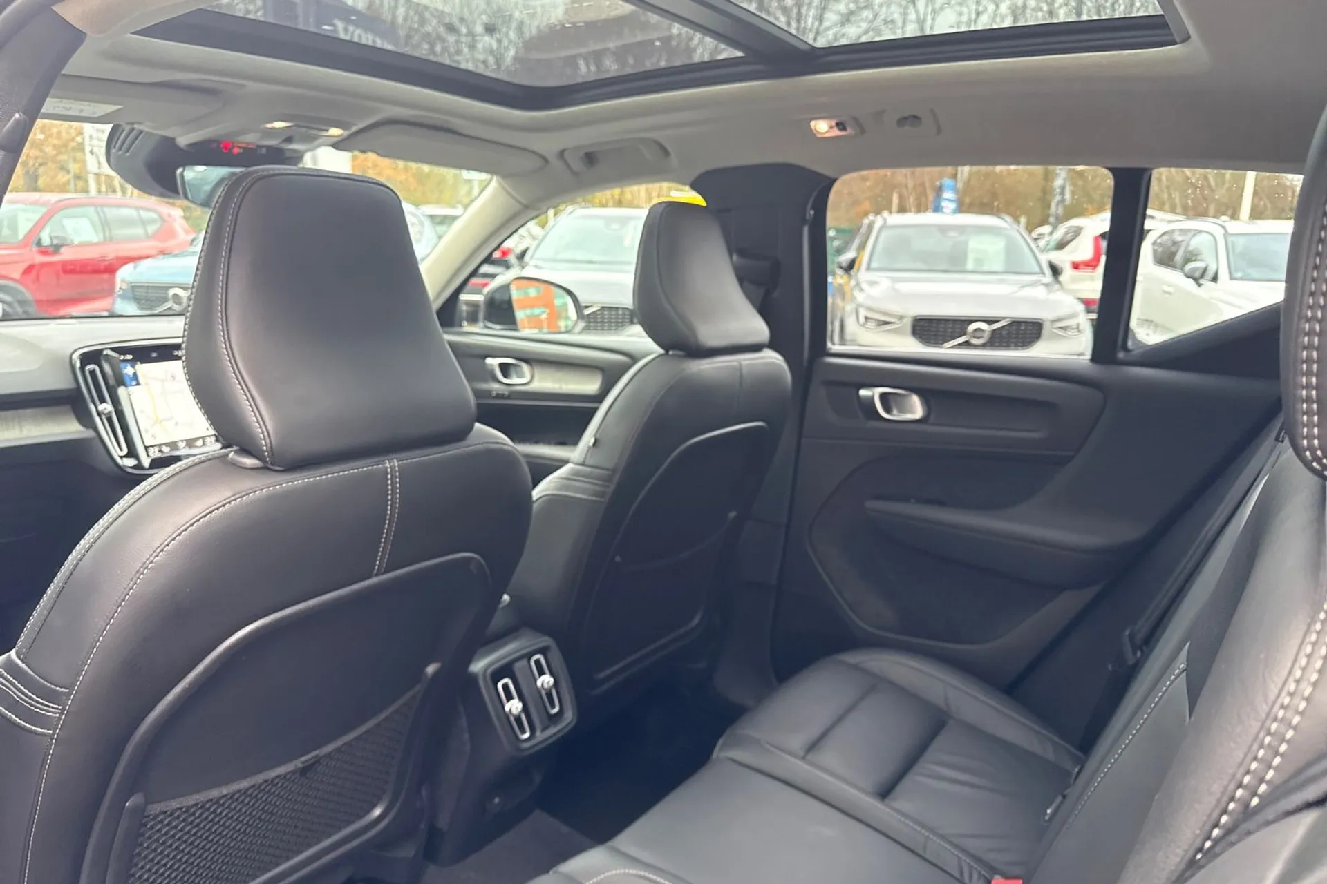 Volvo XC40 thumbnail image number 31