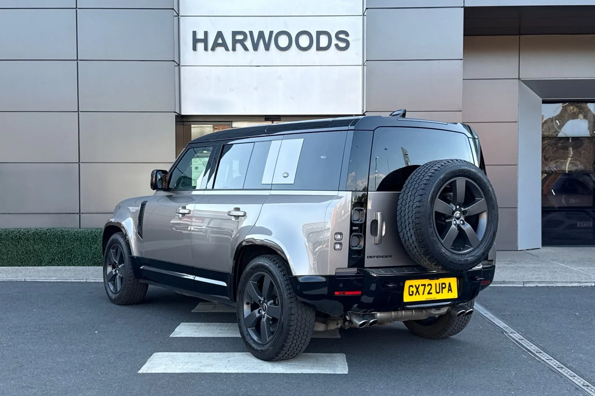 LAND ROVER DEFENDER thumbnail image number 11