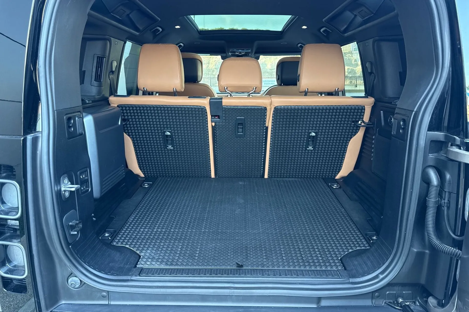 LAND ROVER DEFENDER thumbnail image number 48