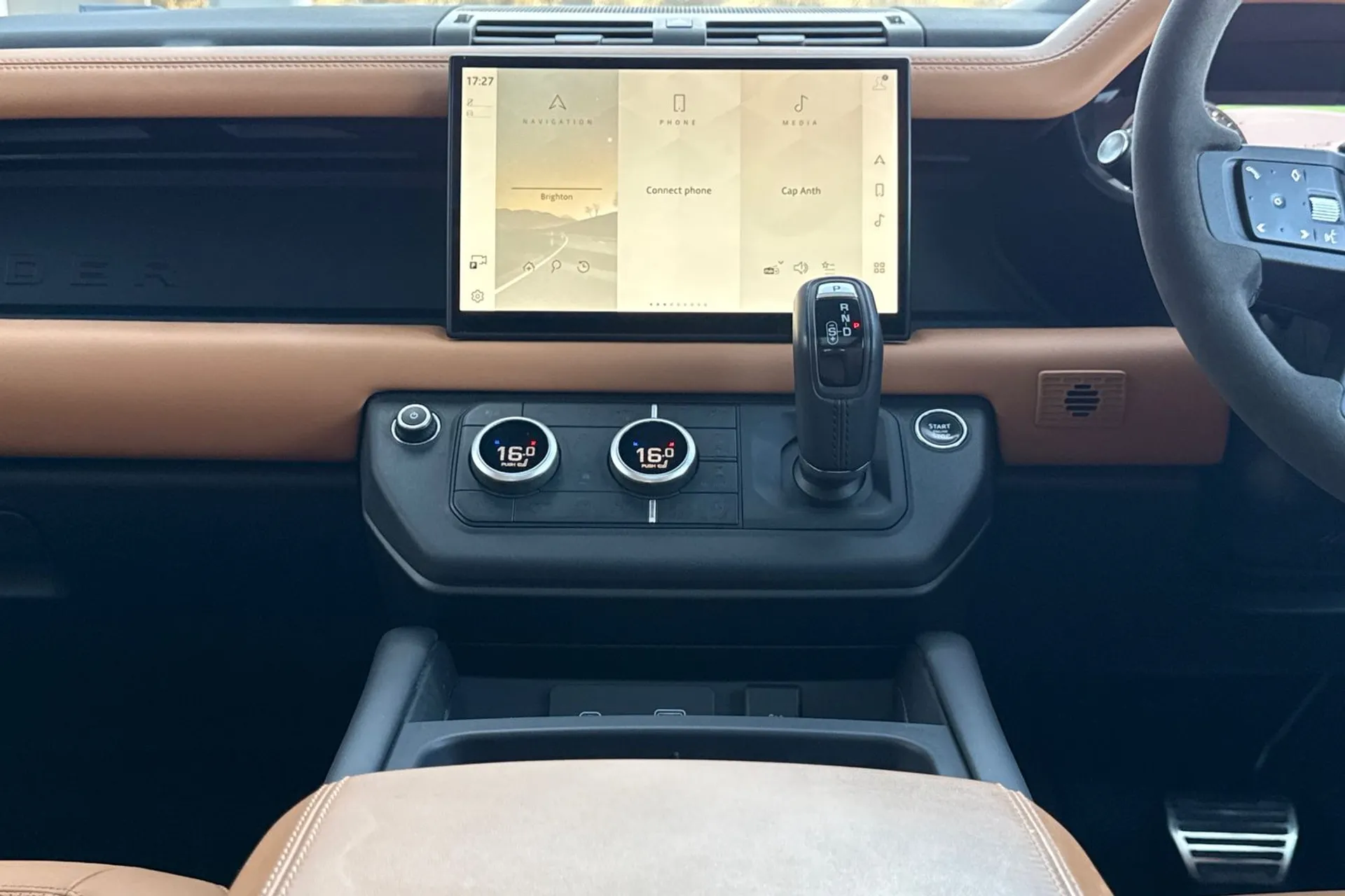 LAND ROVER DEFENDER thumbnail image number 63
