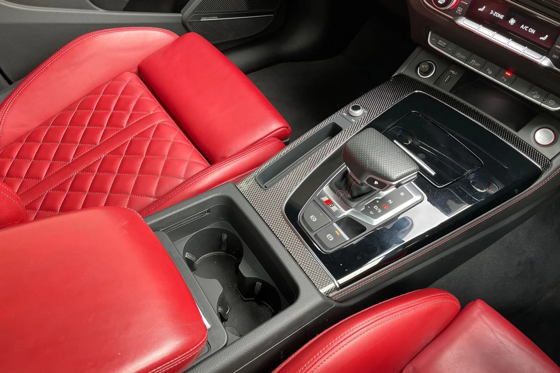Audi Q5 thumbnail image number 40