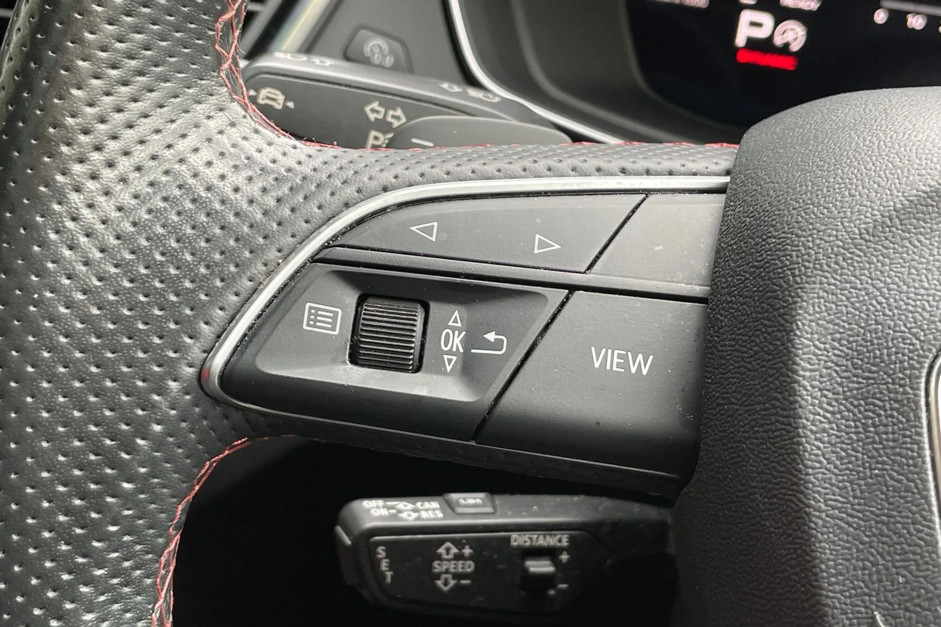 Audi Q5 thumbnail image number 35