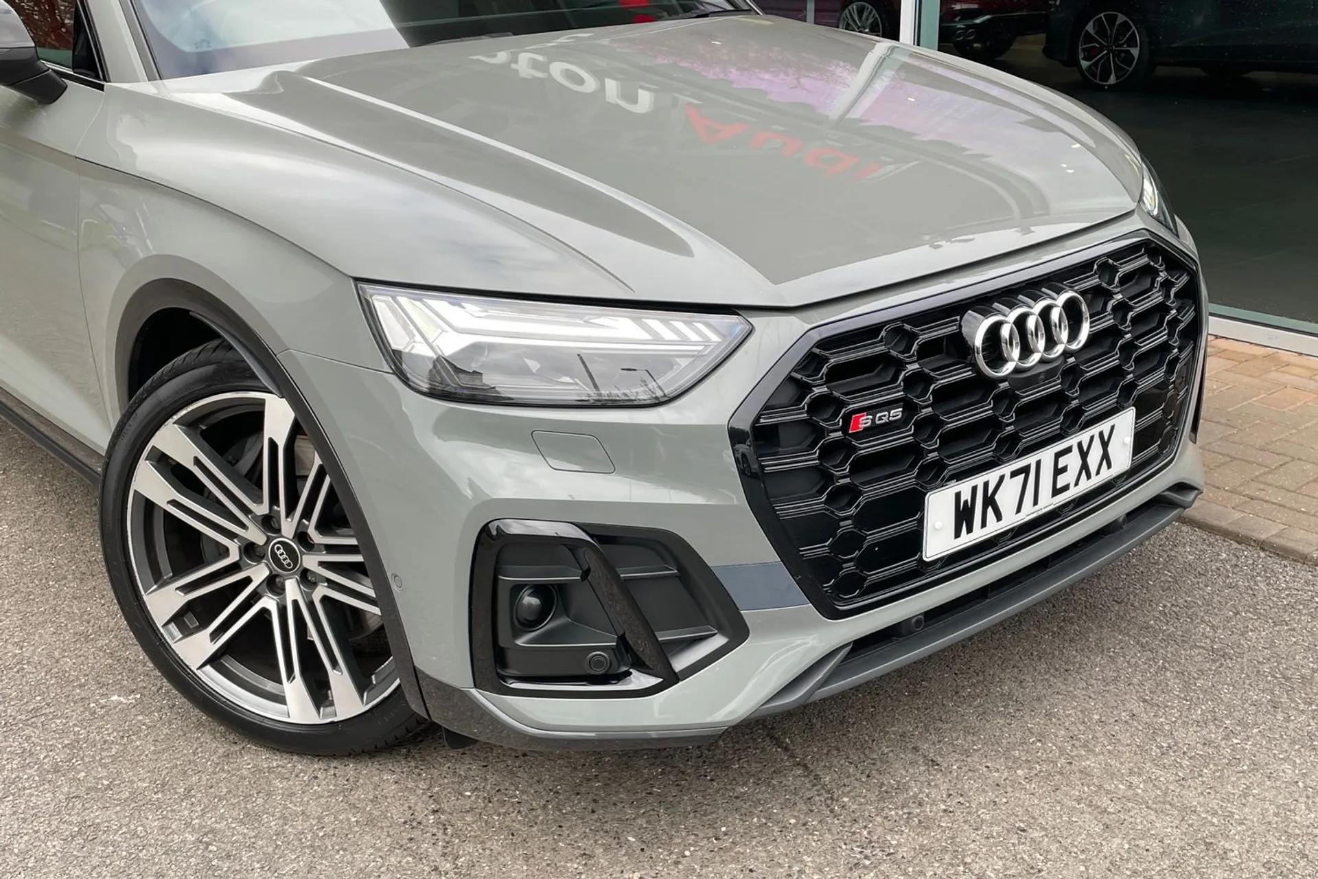 Audi Q5 thumbnail image number 16