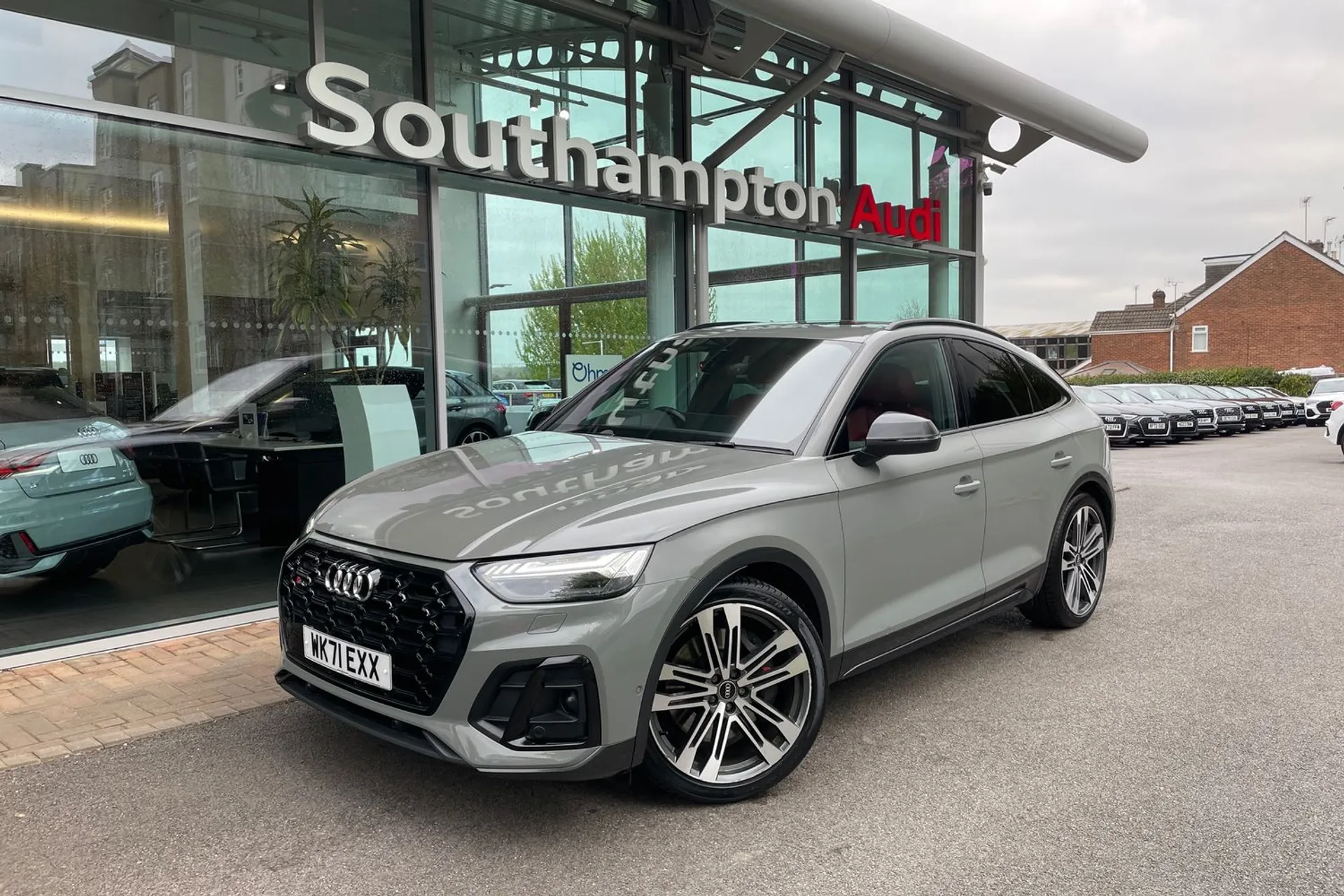 Audi Q5 thumbnail image number 10