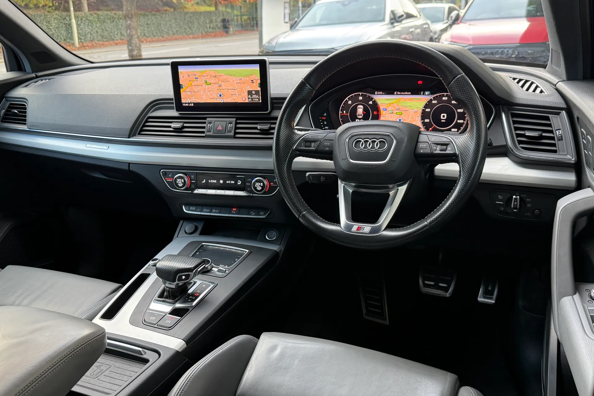 Audi Q5 thumbnail image number 35