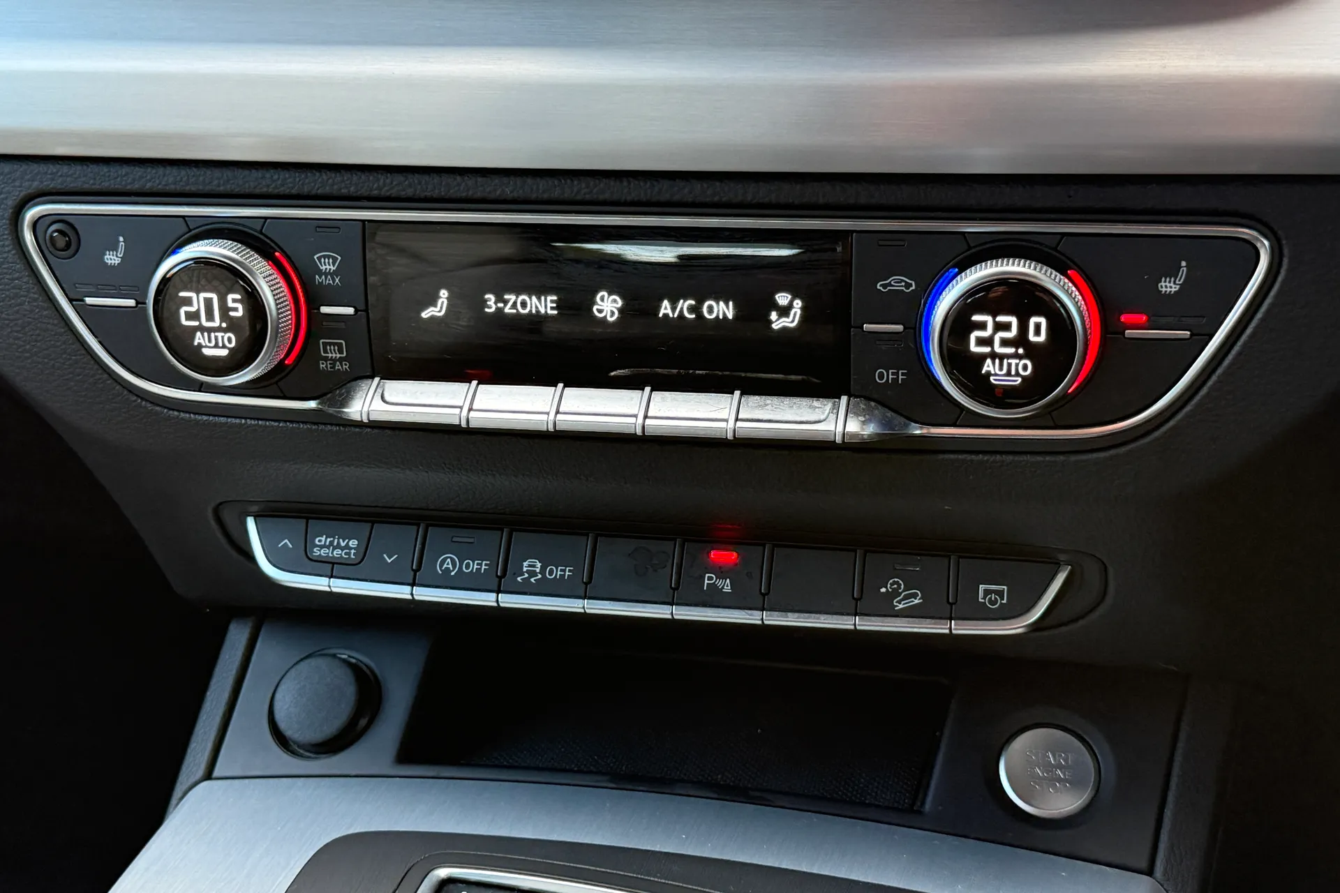 Audi Q5 thumbnail image number 18