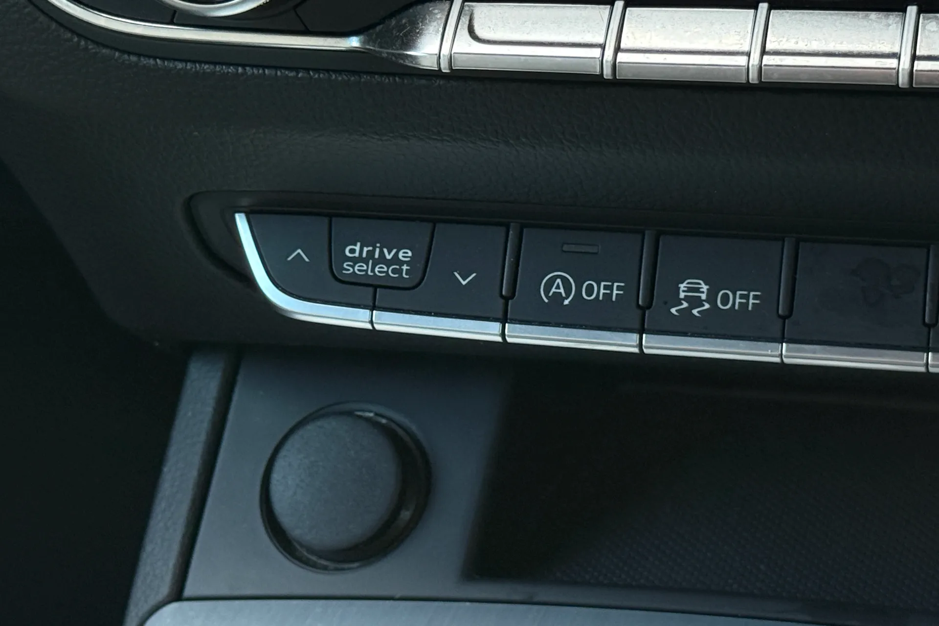 Audi Q5 thumbnail image number 19