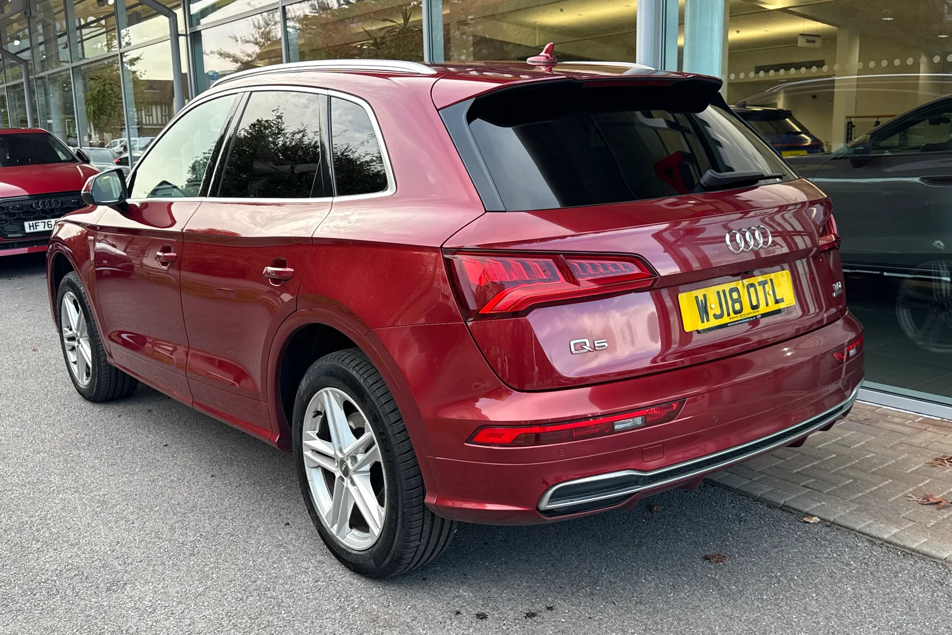 Audi Q5 thumbnail image number 45