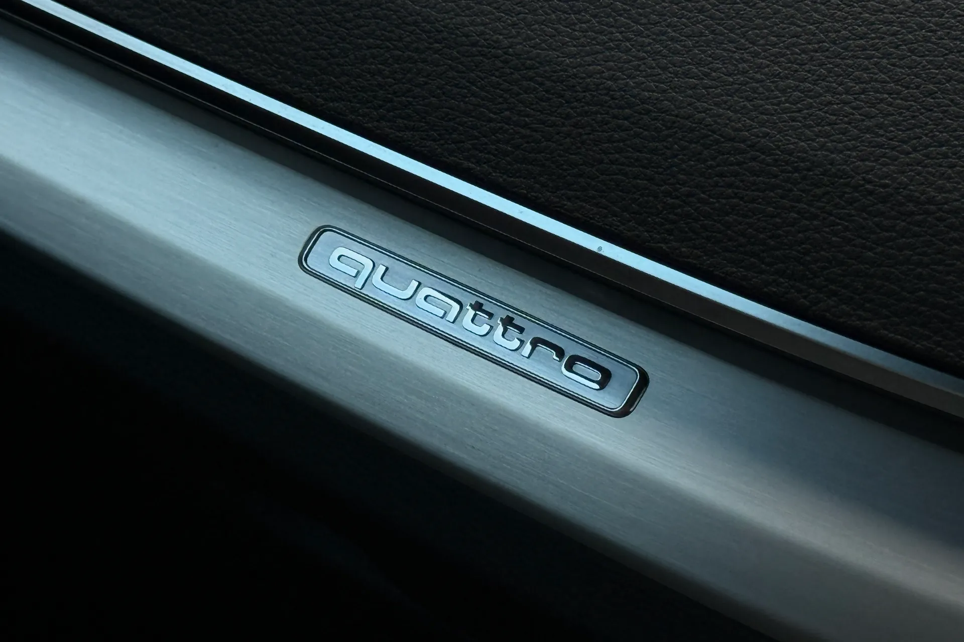 Audi Q5 thumbnail image number 23