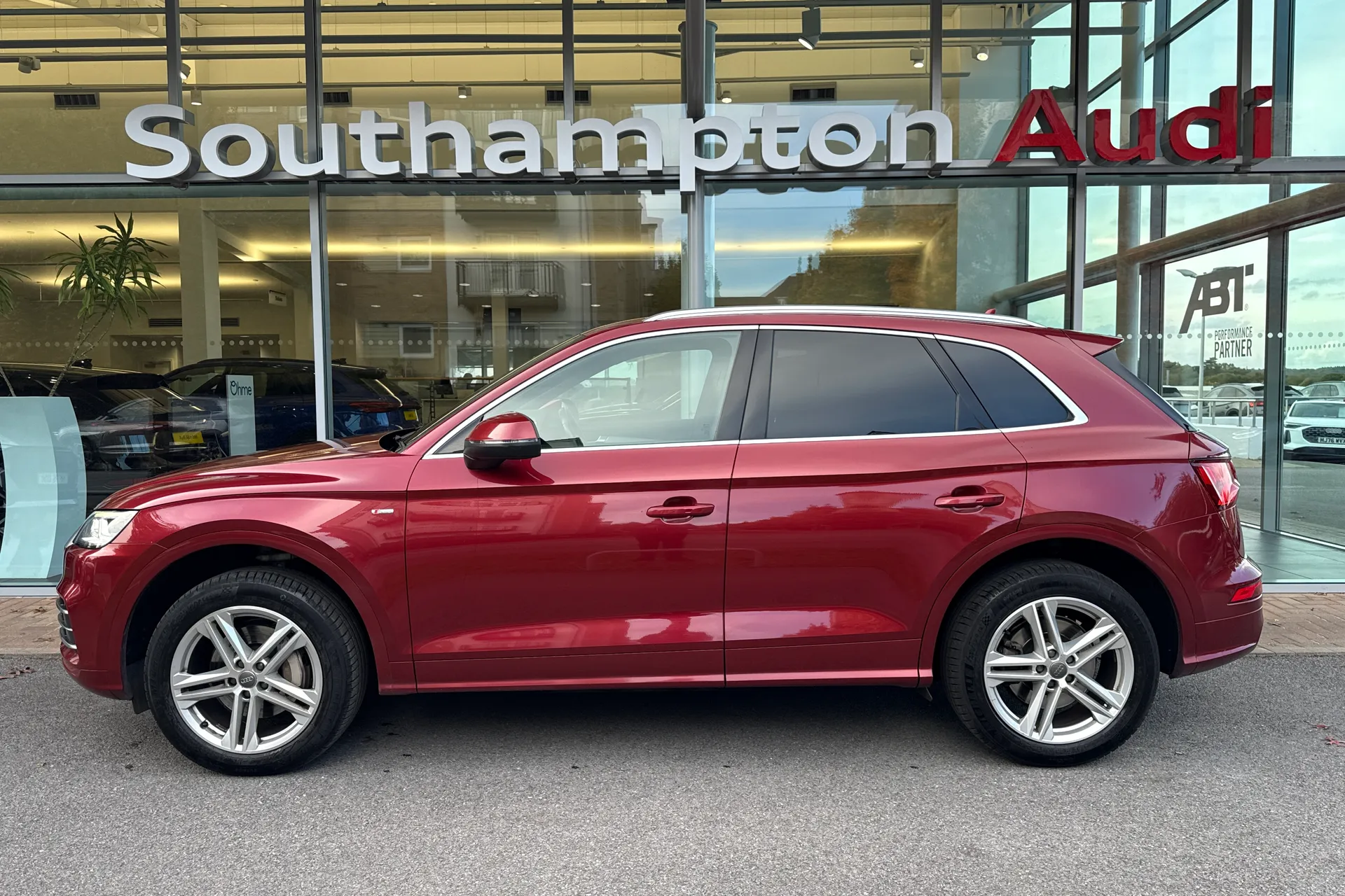 Audi Q5 thumbnail image number 47