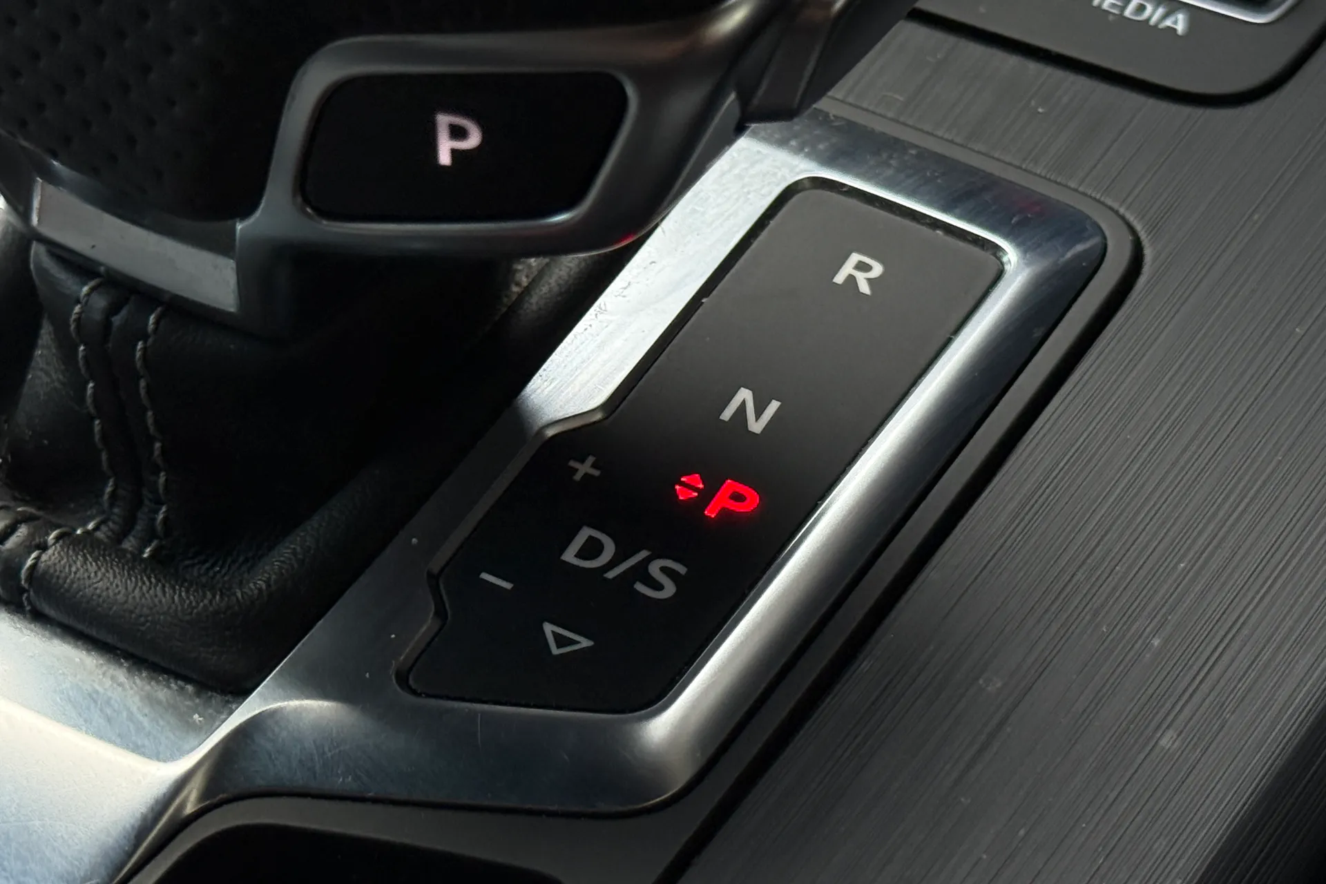 Audi Q5 thumbnail image number 27