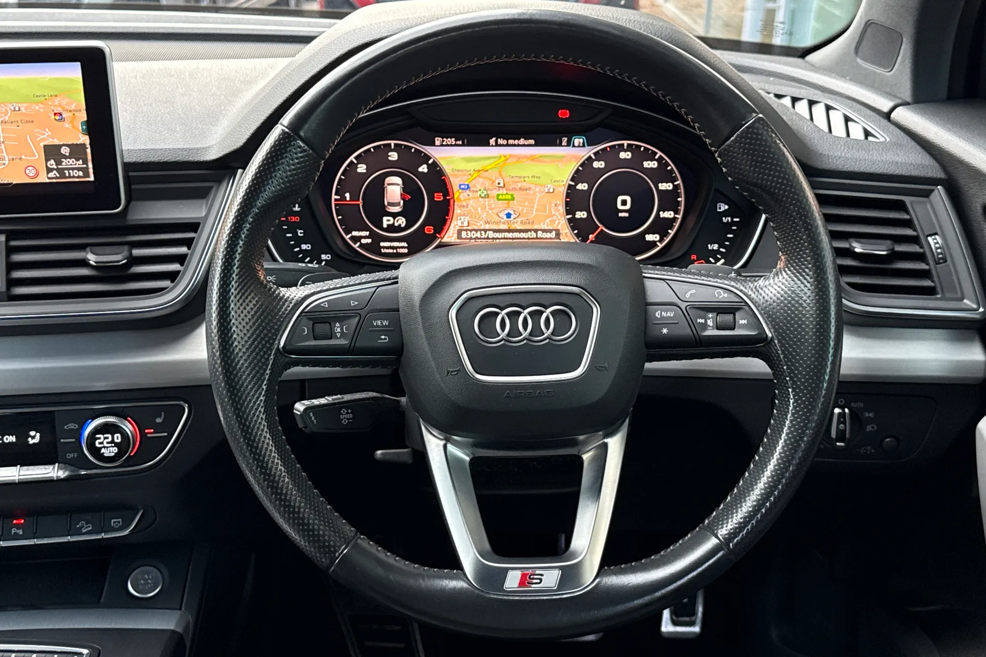 Audi Q5 thumbnail image number 39
