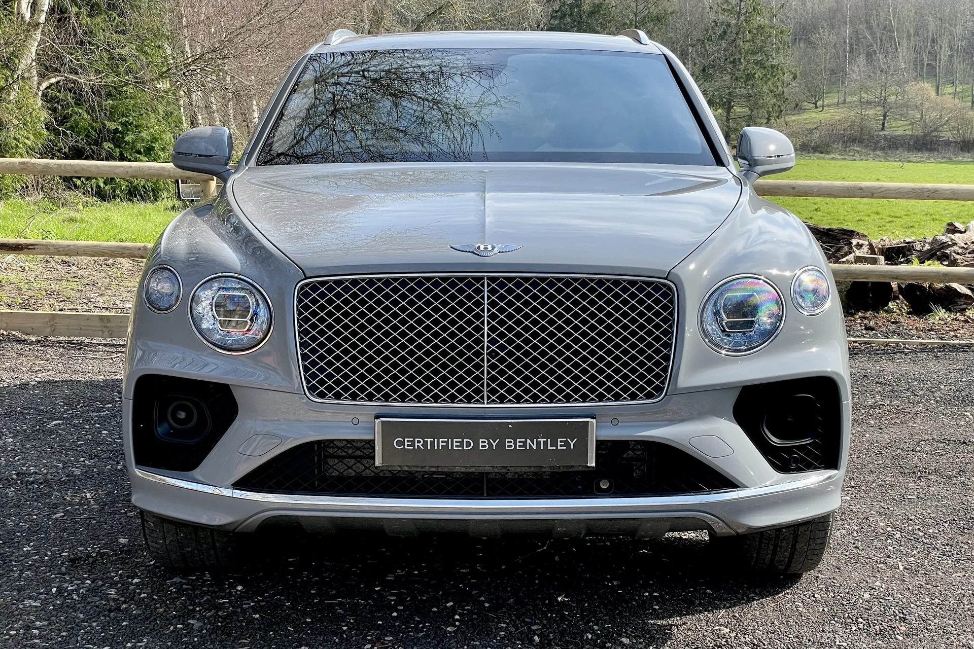 Bentley BENTAYGA thumbnail image number 61