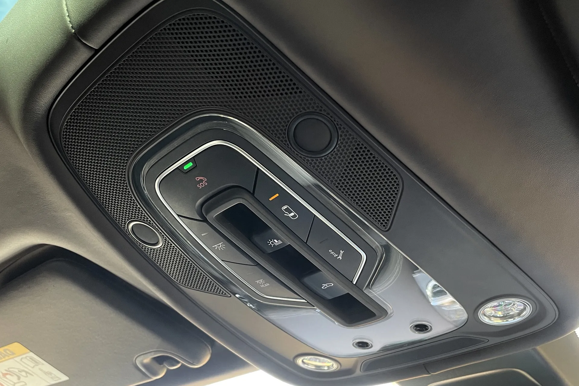 Bentley BENTAYGA thumbnail image number 45