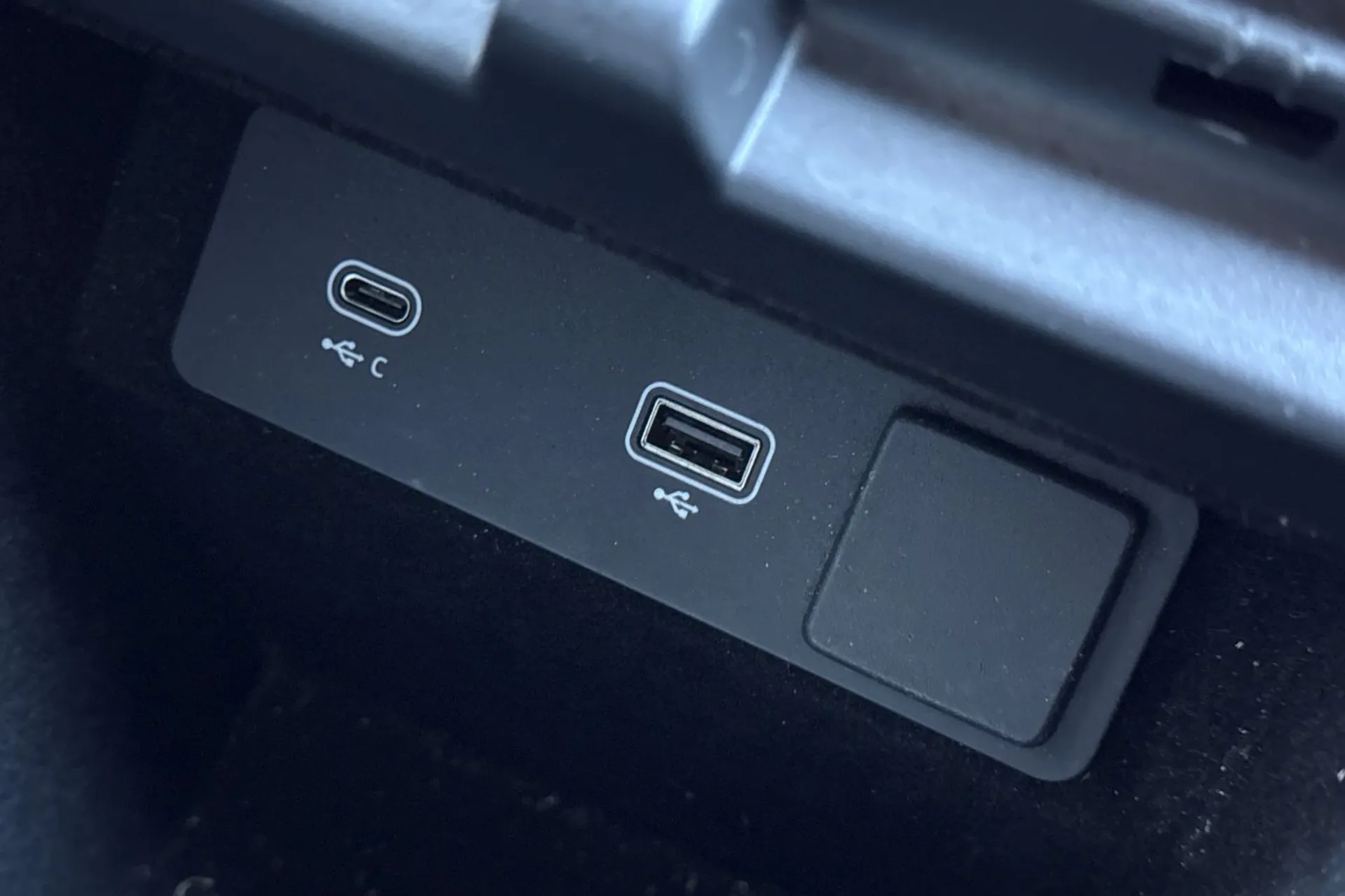 LAND ROVER RANGE ROVER EVOQUE thumbnail image number 52