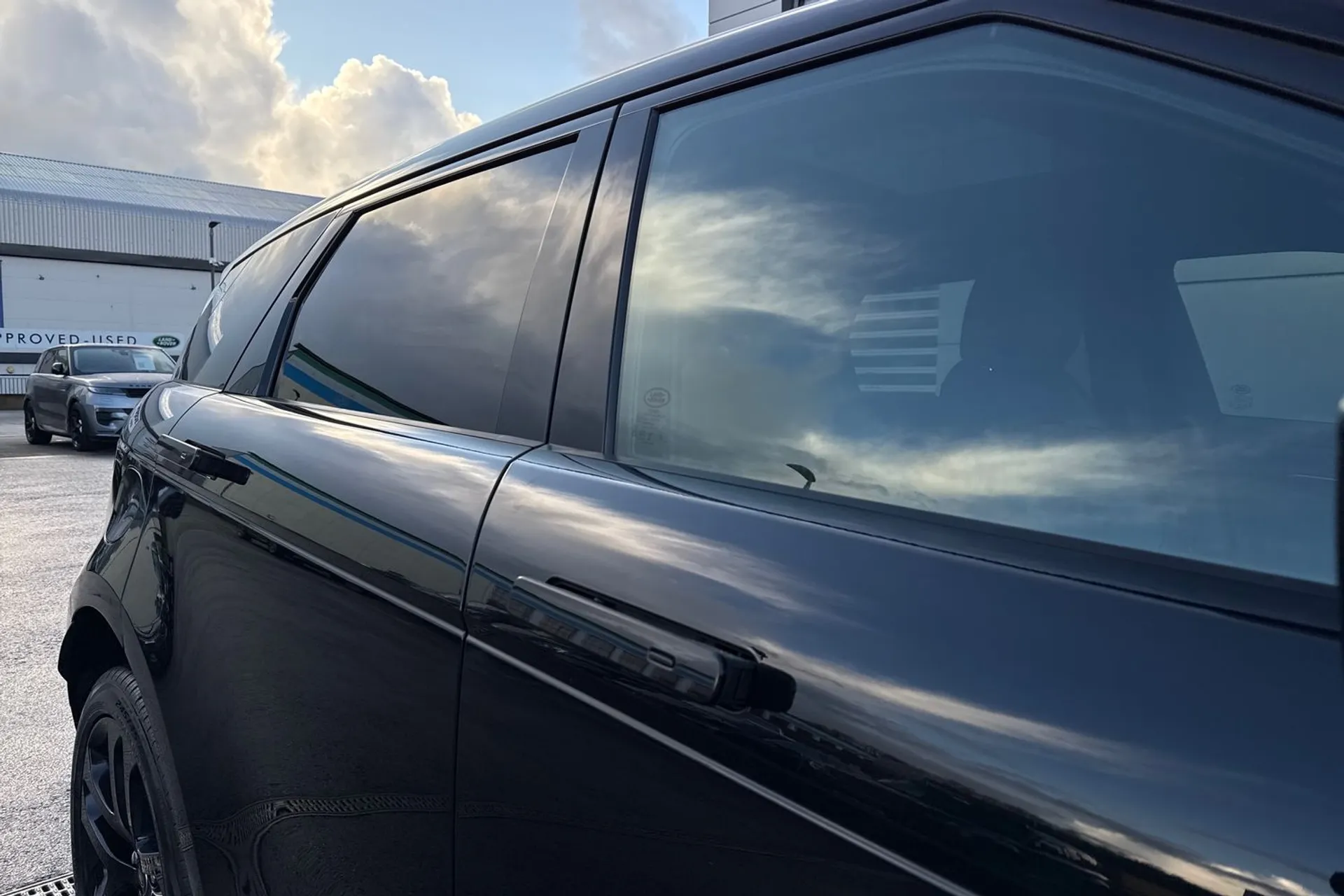 LAND ROVER RANGE ROVER EVOQUE thumbnail image number 23