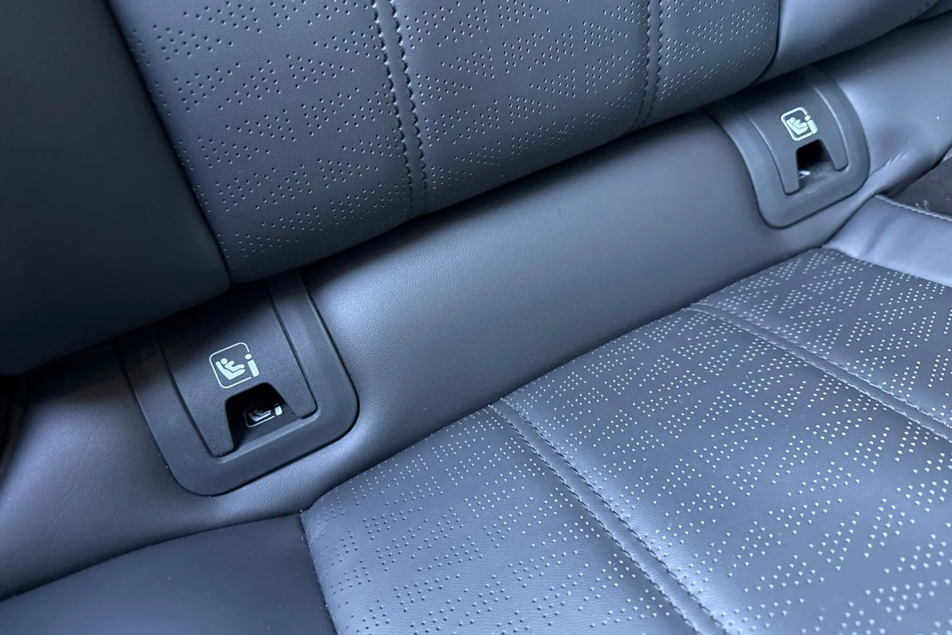 LAND ROVER RANGE ROVER EVOQUE thumbnail image number 35