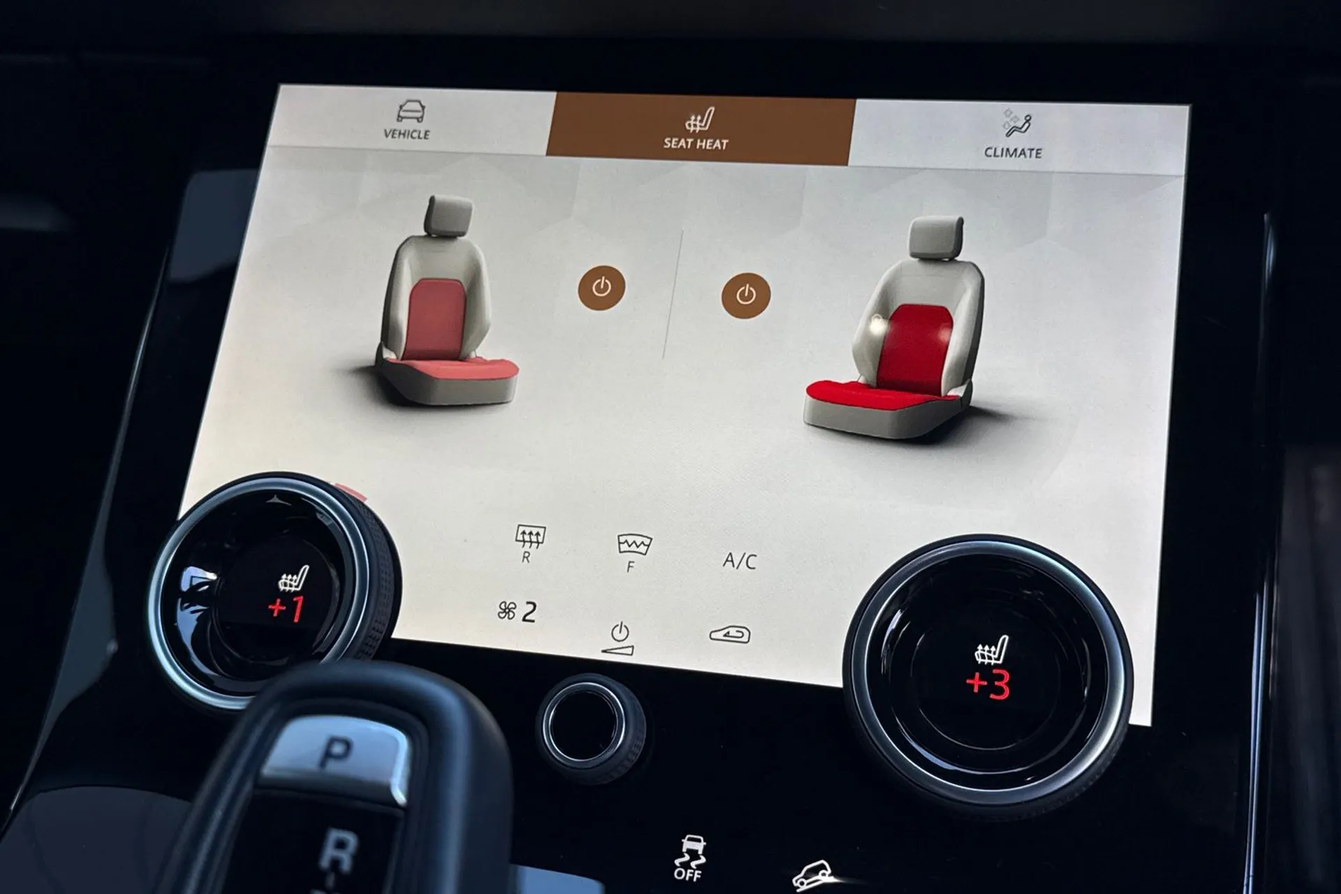 LAND ROVER RANGE ROVER EVOQUE thumbnail image number 21