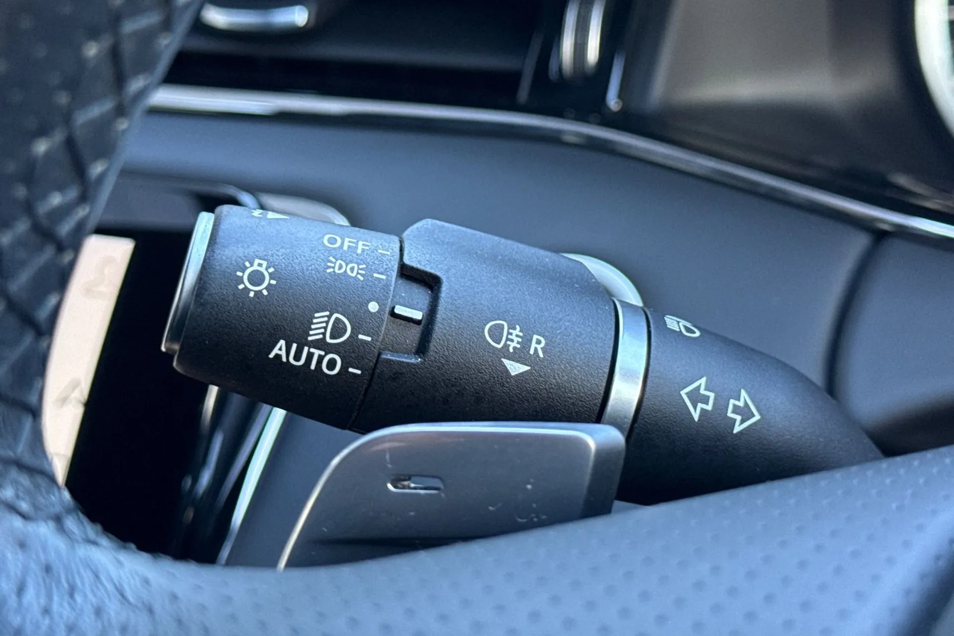 LAND ROVER RANGE ROVER EVOQUE thumbnail image number 60