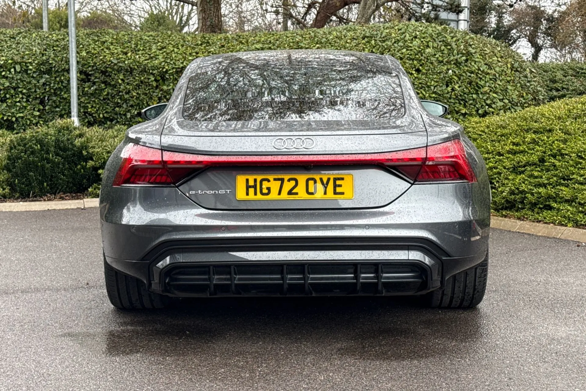 Audi e-tron GT thumbnail image number 15