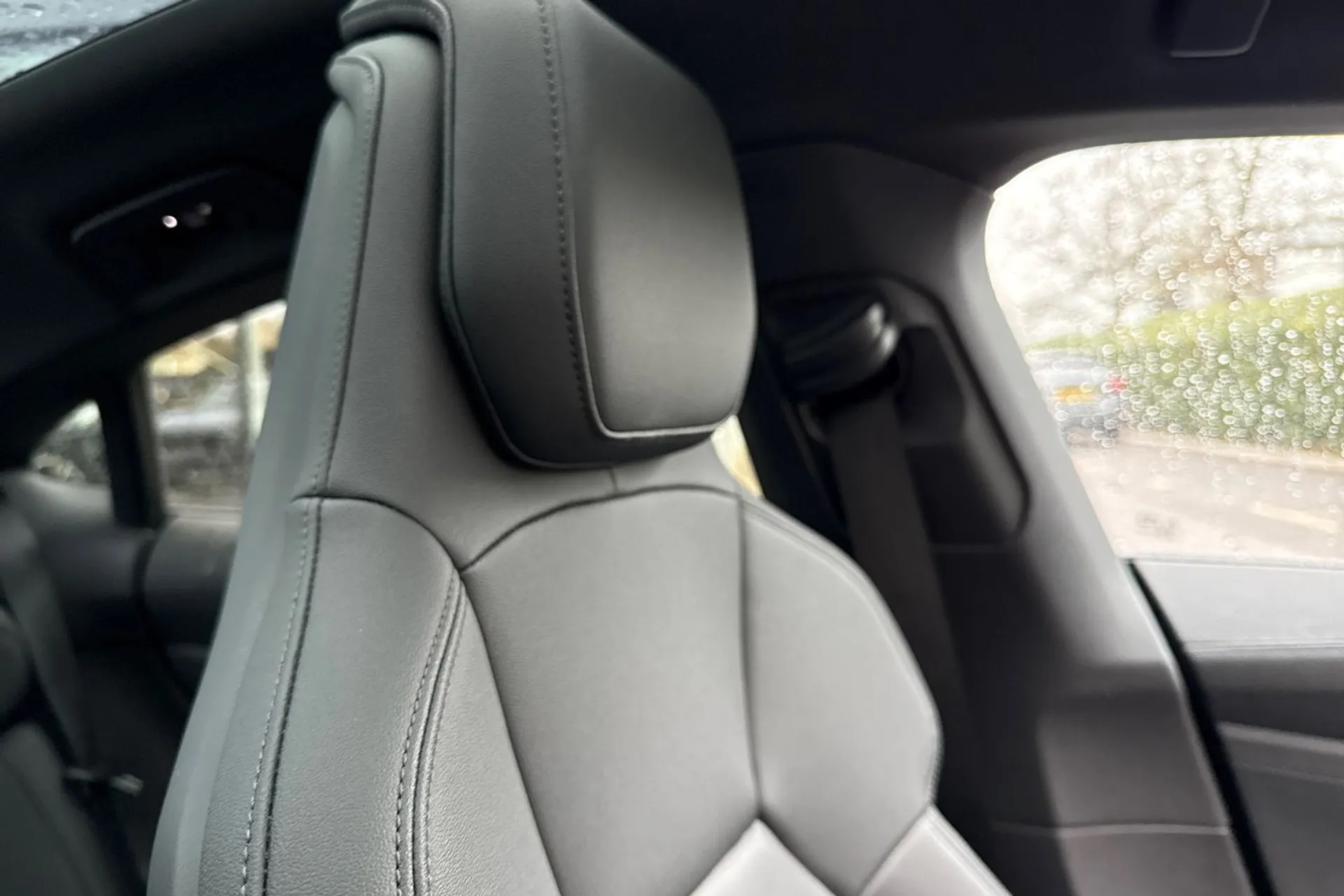 Audi e-tron GT thumbnail image number 32