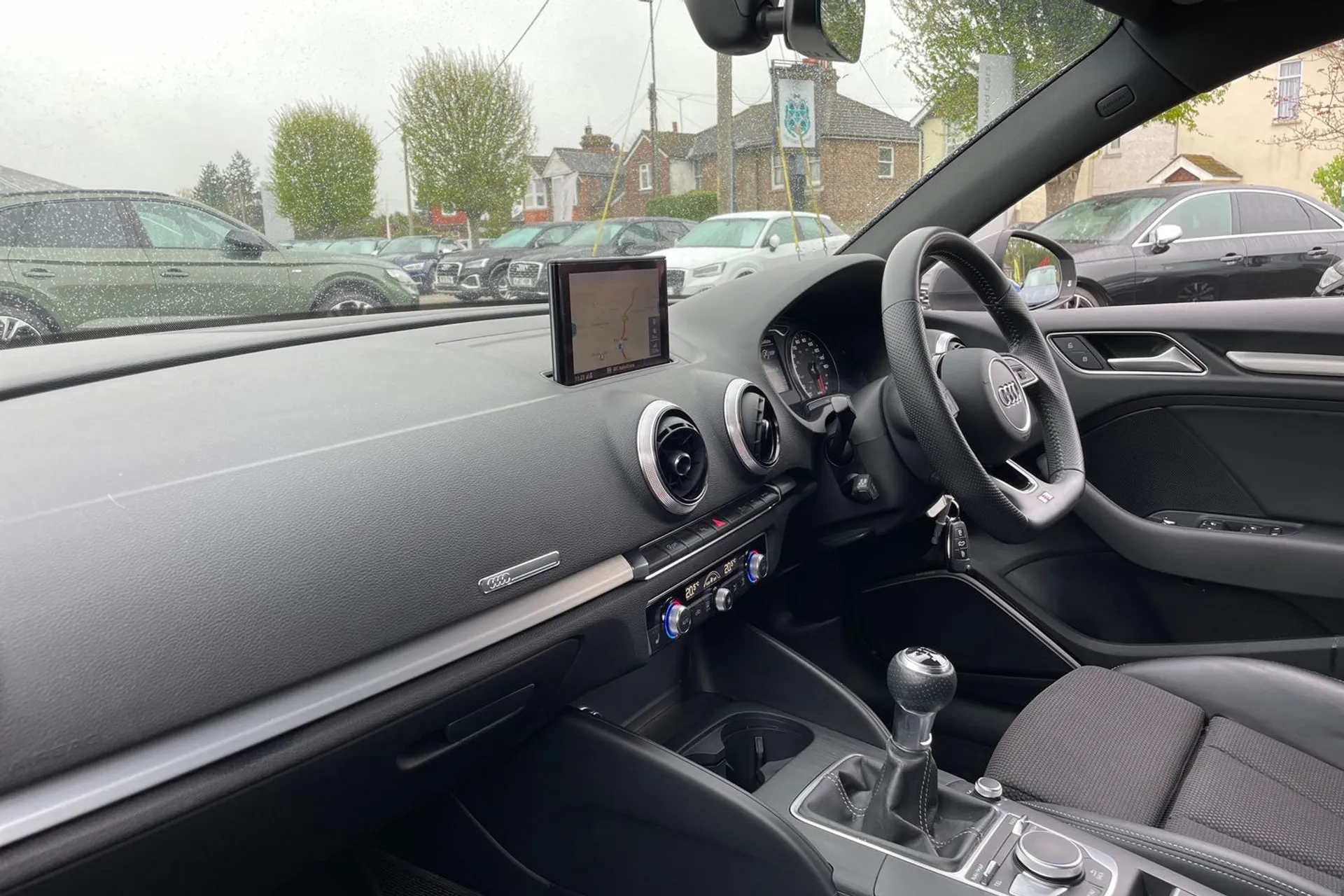 Audi A3 thumbnail image number 35