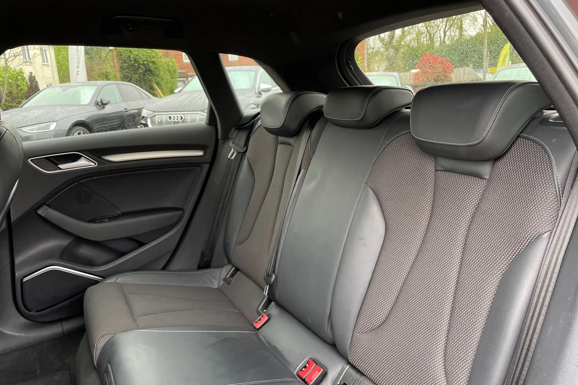 Audi A3 thumbnail image number 38