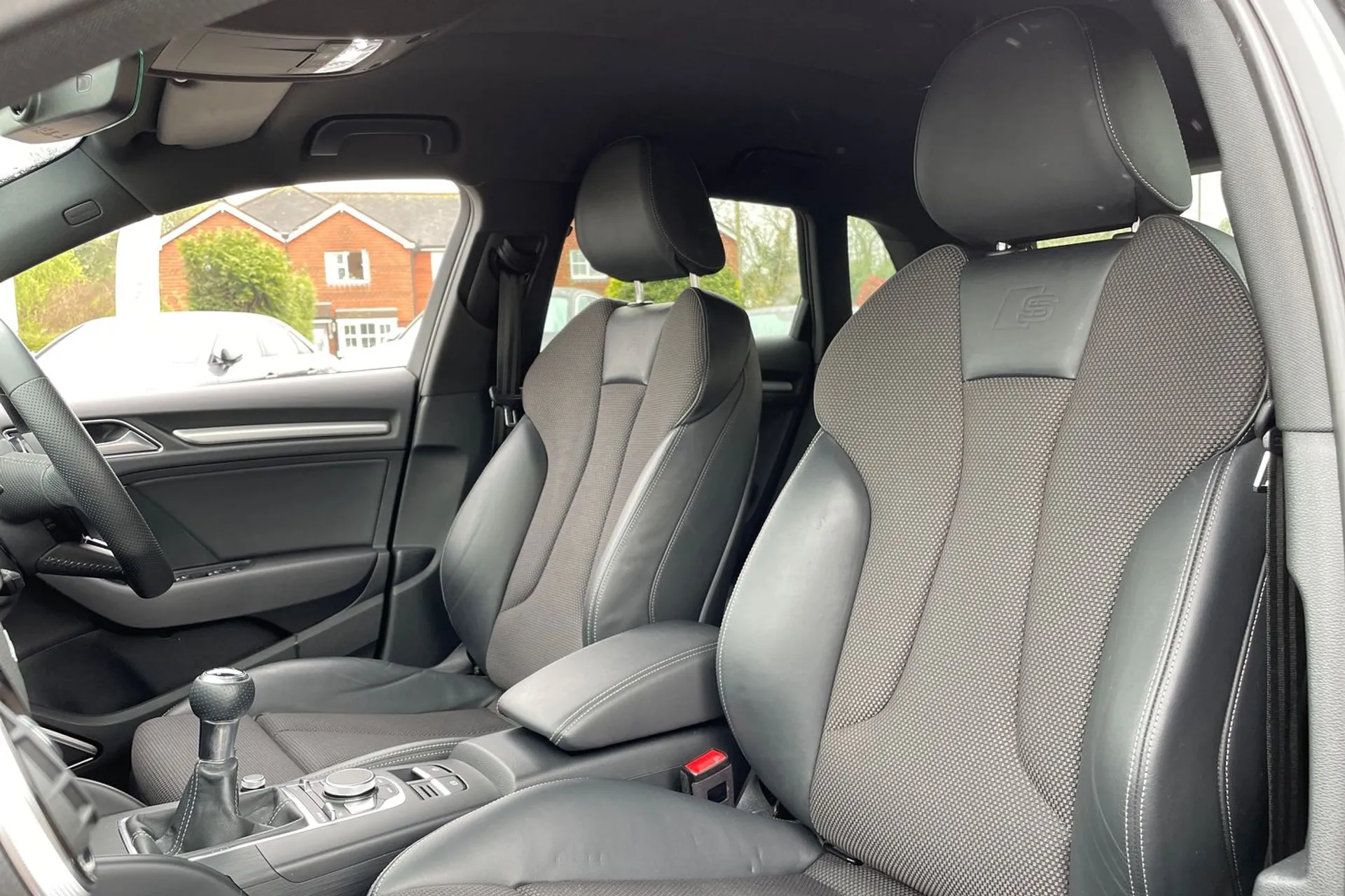 Audi A3 thumbnail image number 36