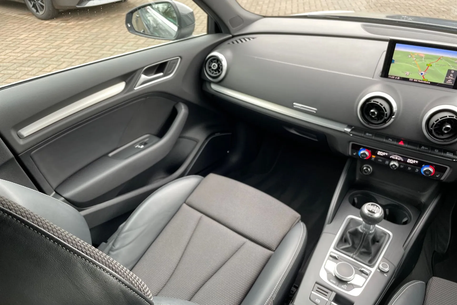 Audi A3 thumbnail image number 39