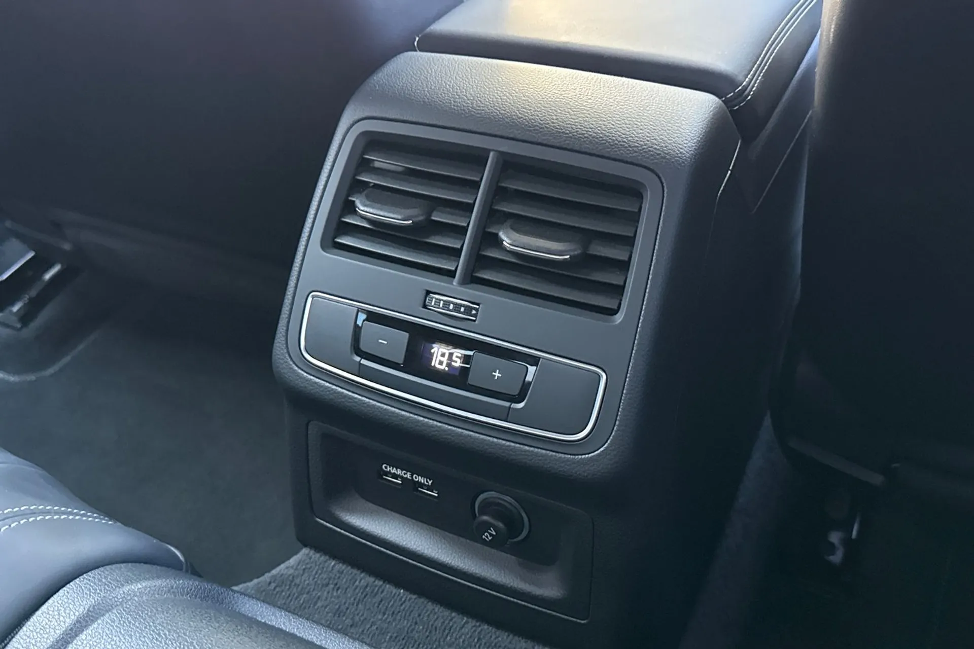 Audi A5 thumbnail image number 46