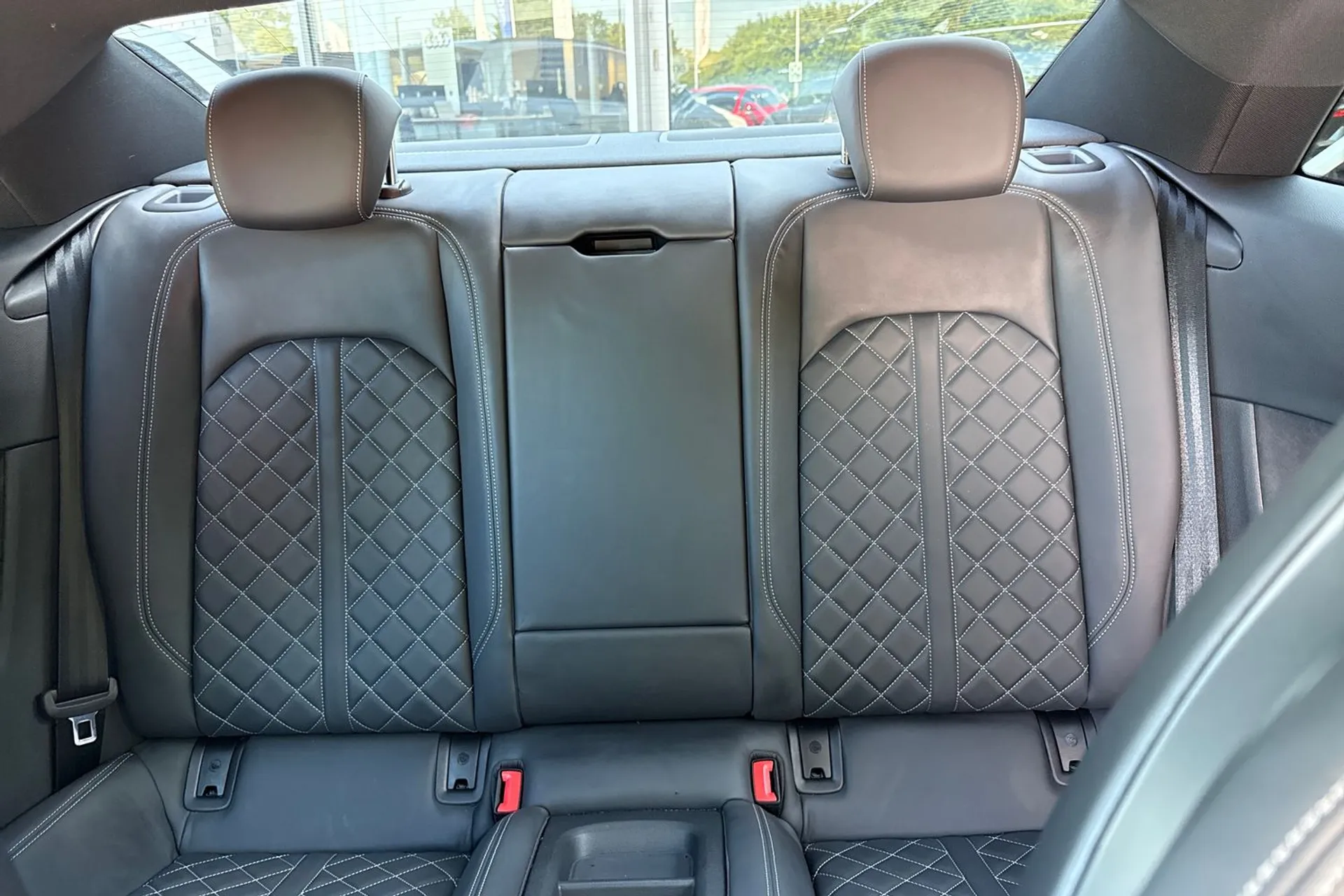 Audi A5 thumbnail image number 30