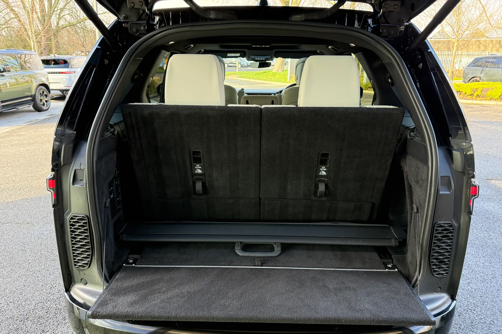 LAND ROVER DISCOVERY thumbnail image number 35