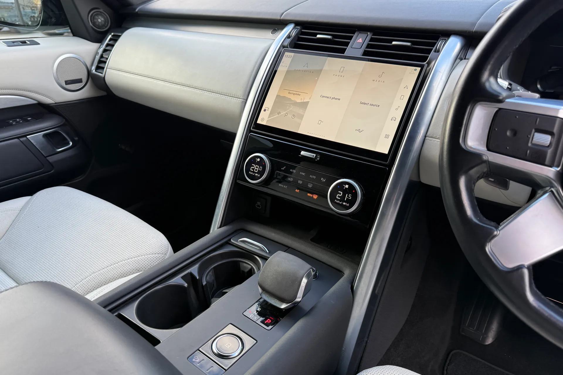 LAND ROVER DISCOVERY thumbnail image number 19