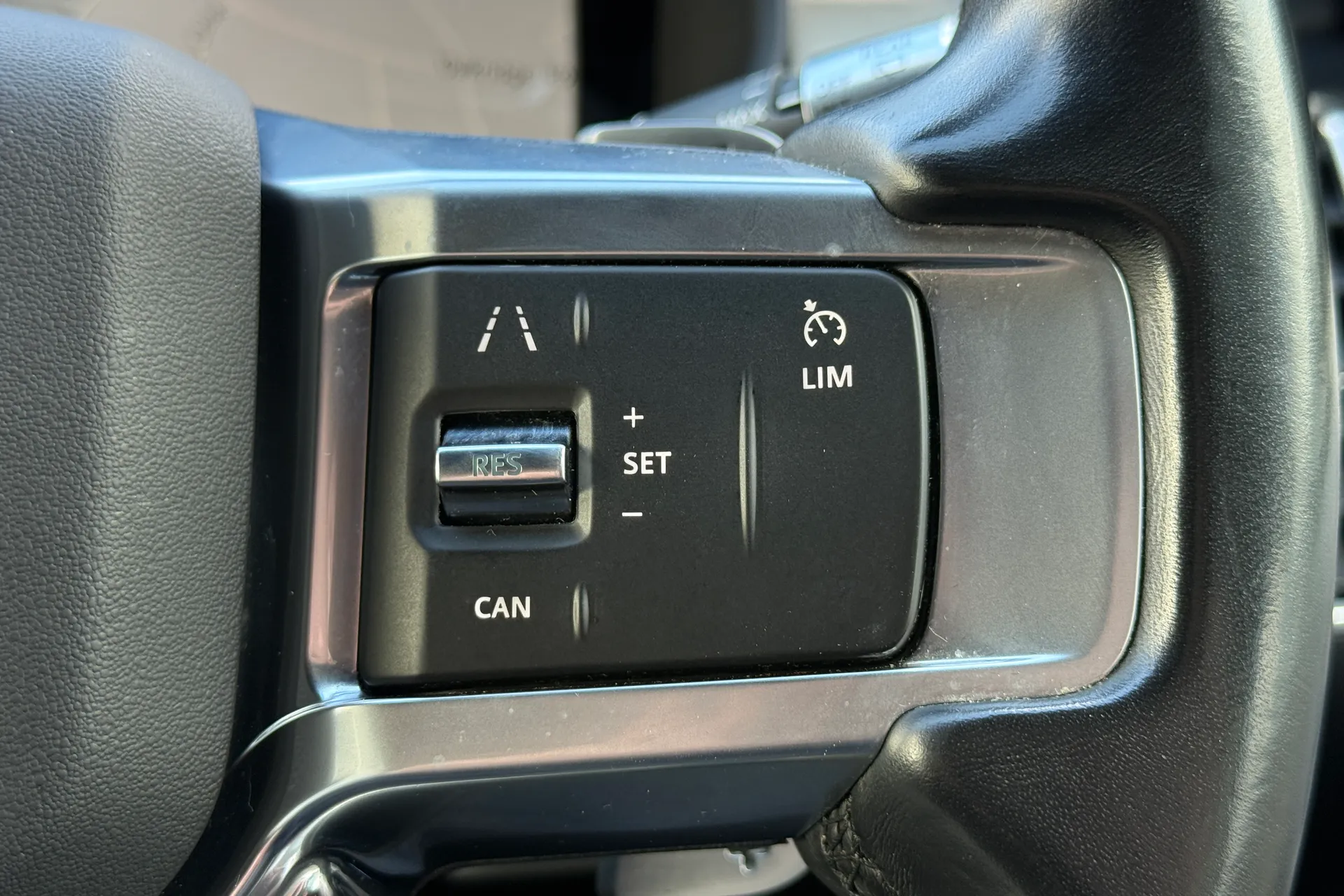 LAND ROVER DISCOVERY thumbnail image number 29