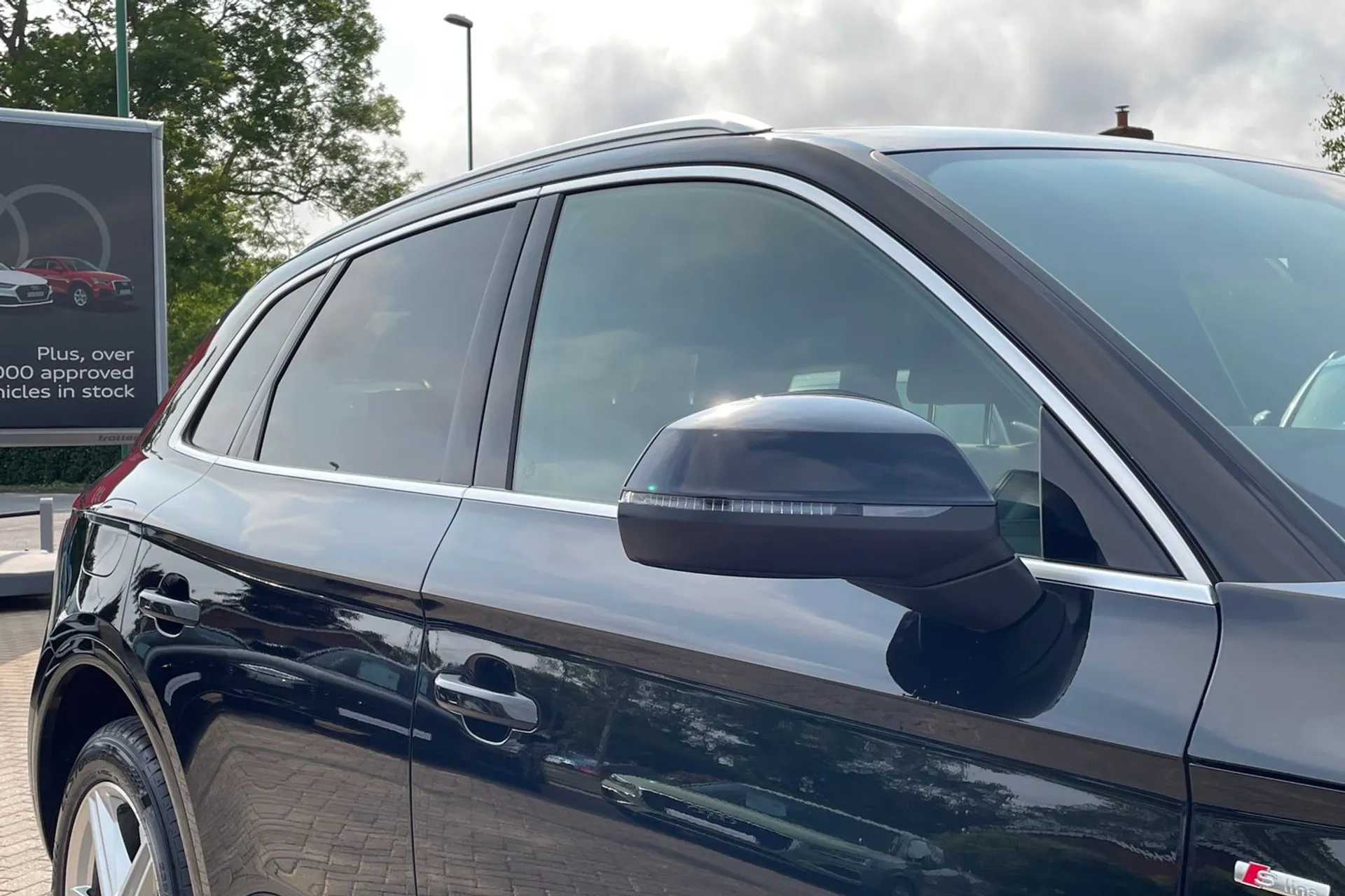 Audi Q5 thumbnail image number 42